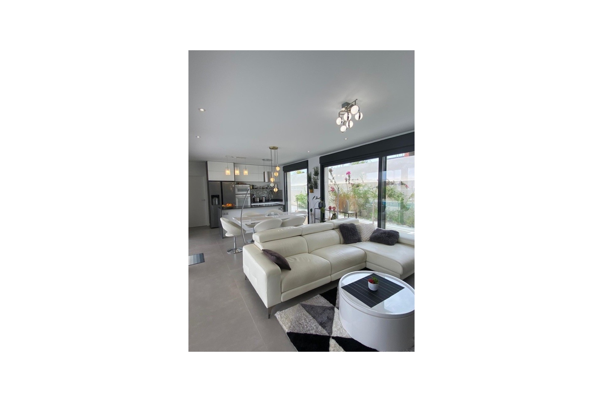 Sale - Villa -
Polop