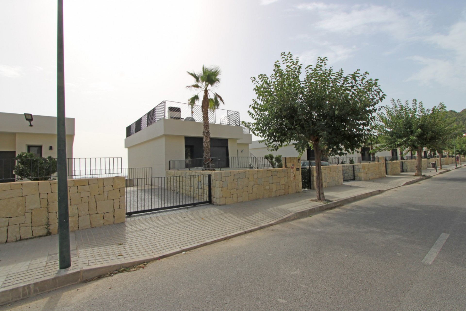 Sale - Villa -
Polop