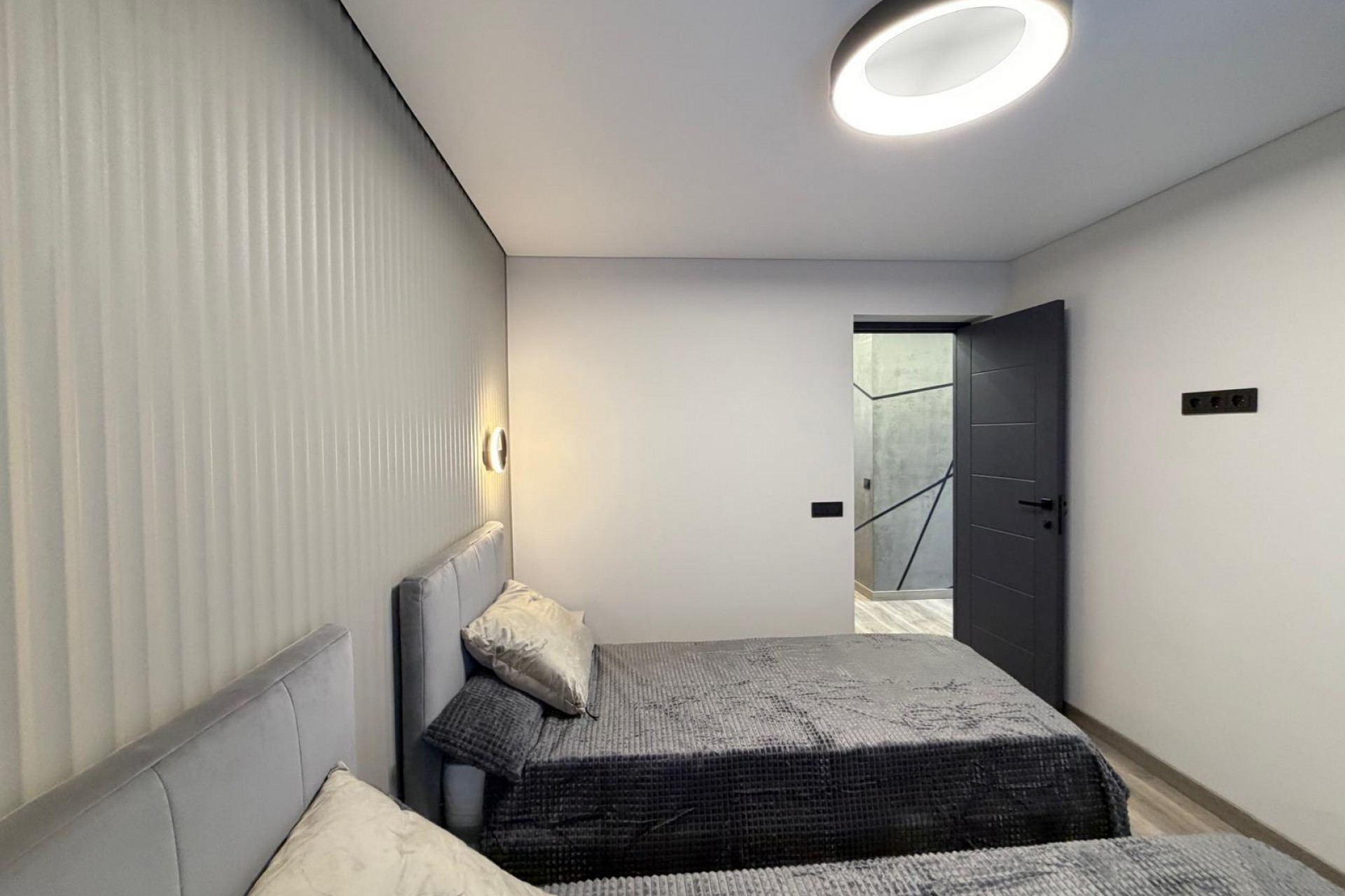Sale - Villa -
Torrevieja - Punta Prima