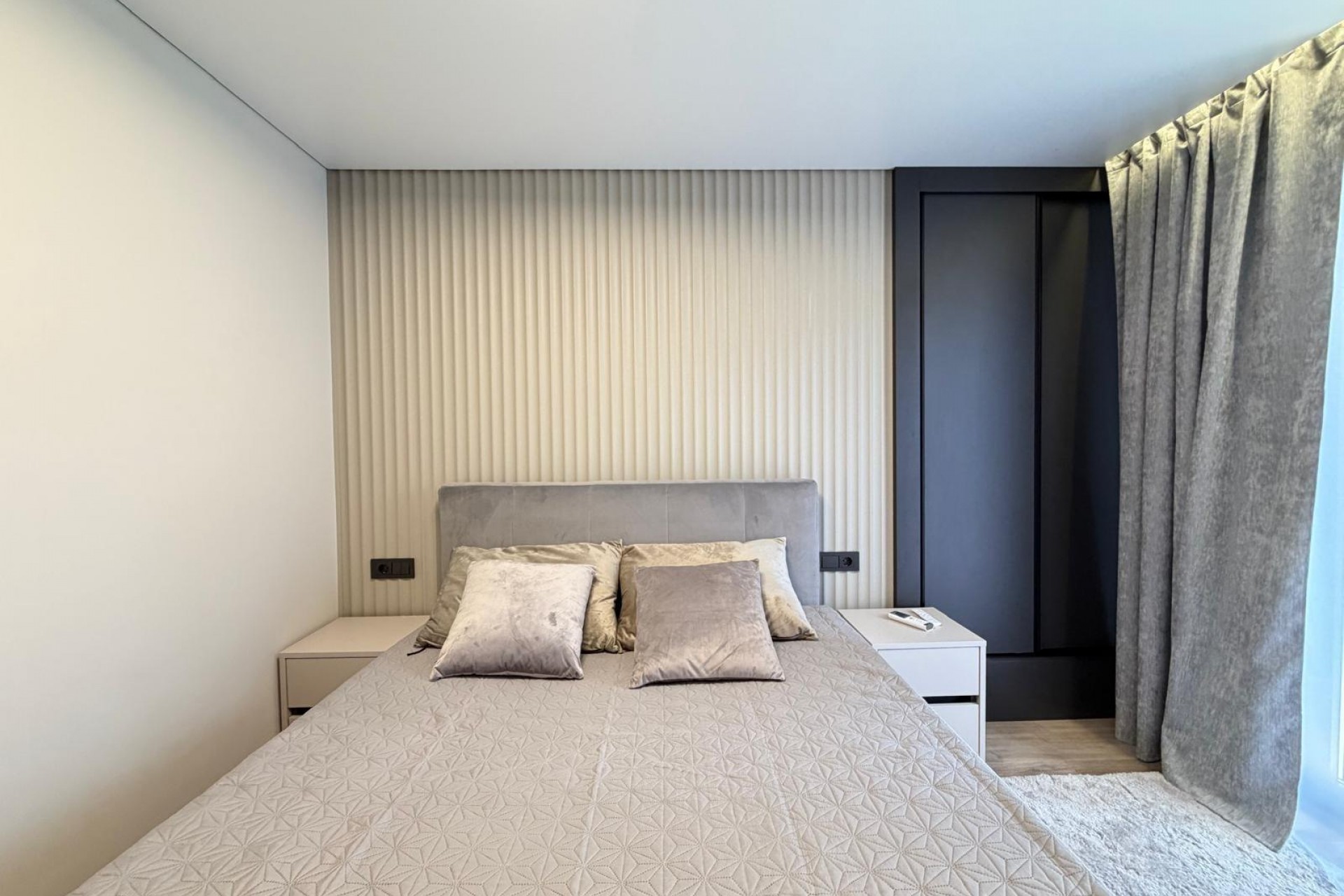 Sale - Villa -
Torrevieja - Punta Prima