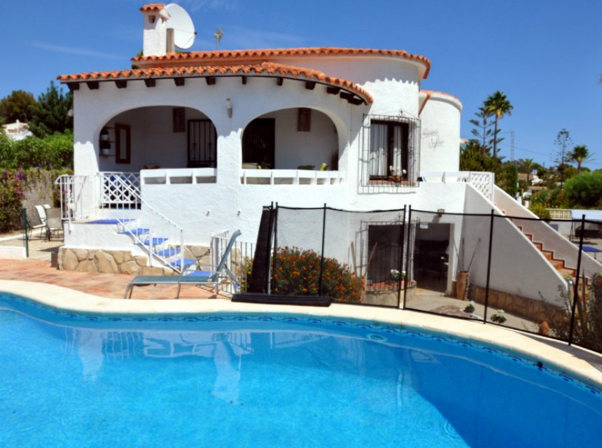 Sea view villas for sale in Moraira - CB Property Sales