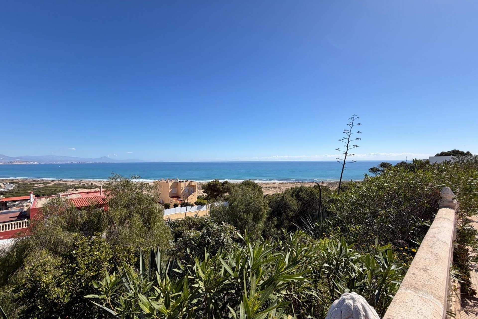 Te koop - Adosado -
Gran Alacant - Monte y Mar Alto