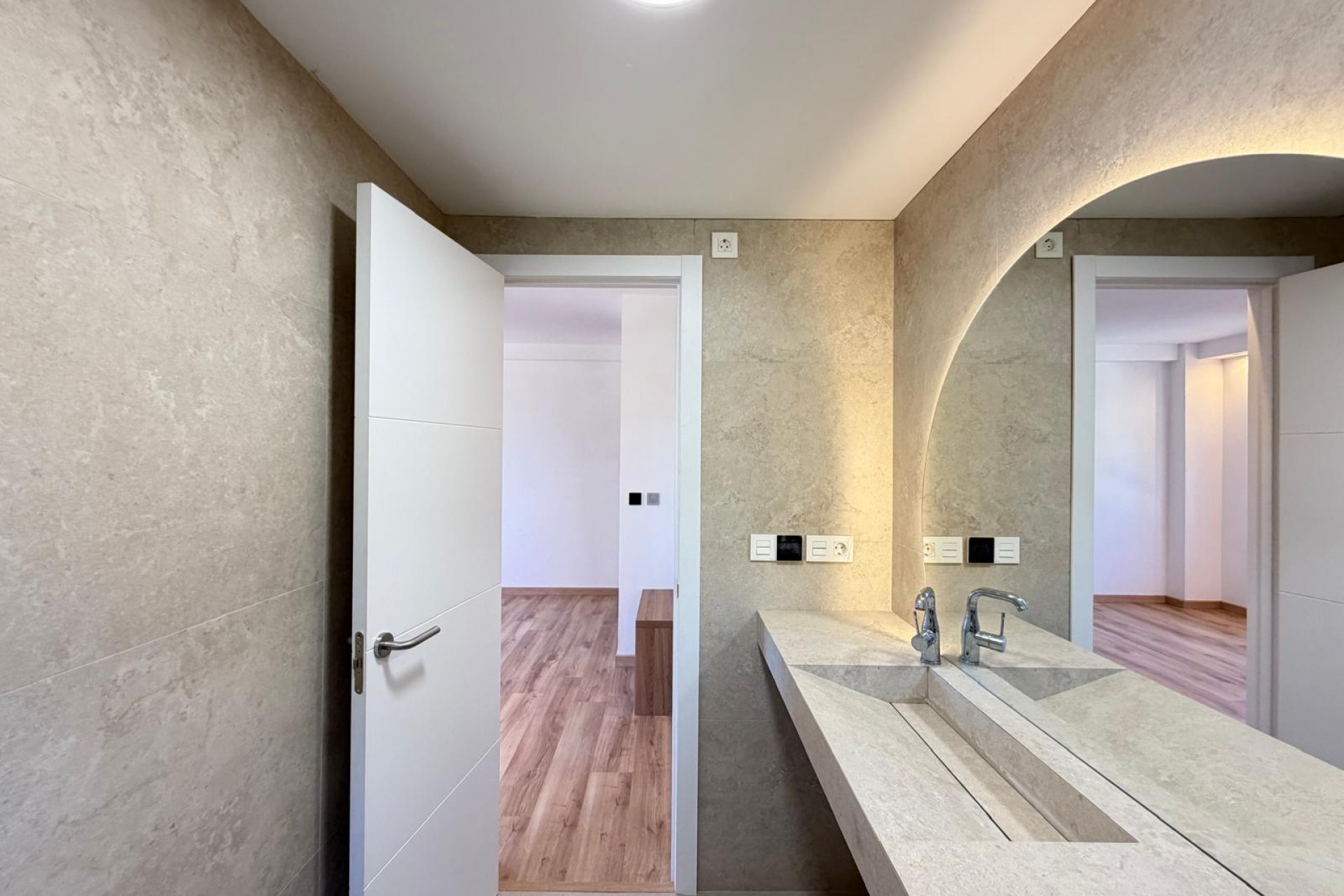 Te koop - Apartamento -
Orihuela Costa - Altos de Campoamor