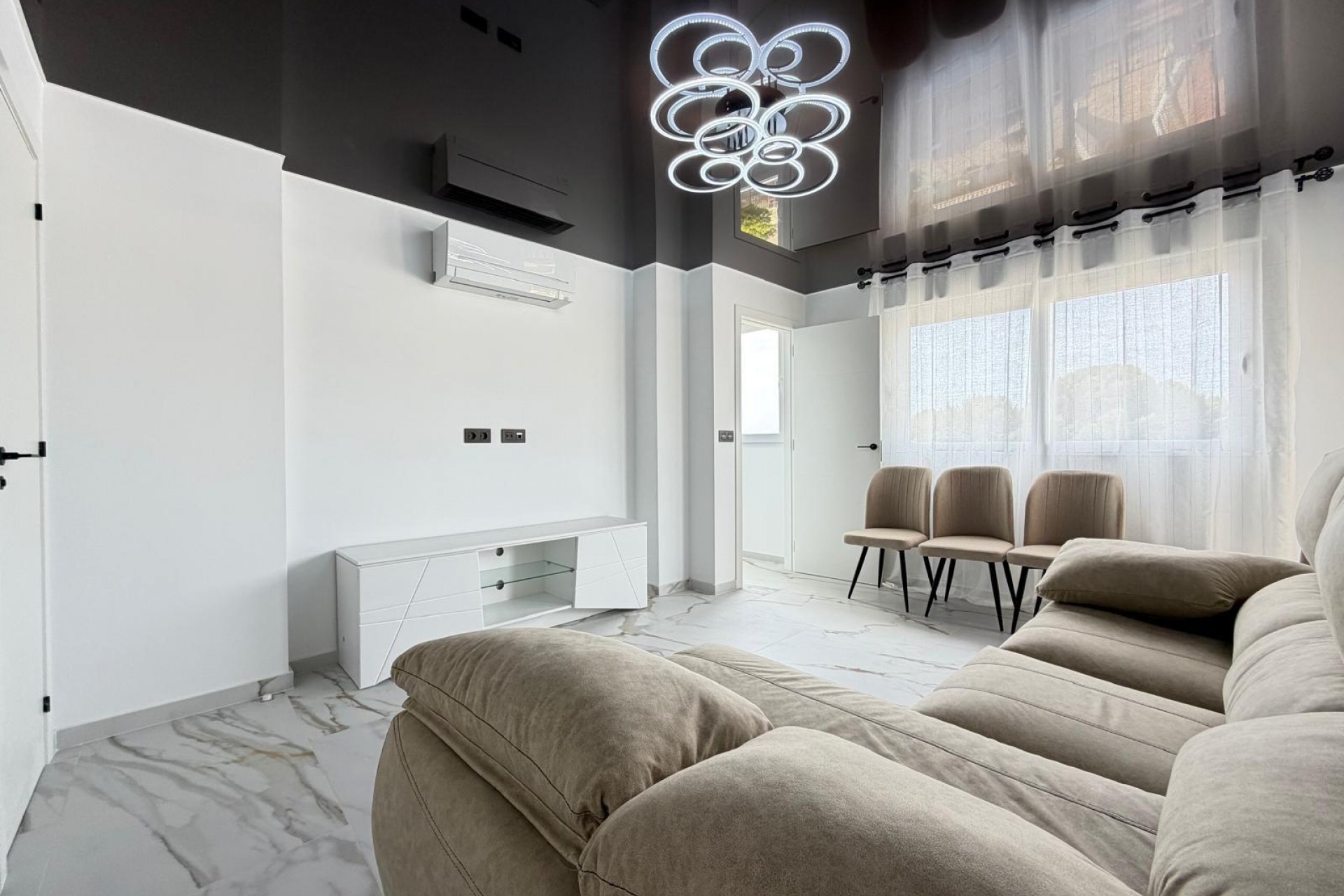 Te koop - Apartamento -
Orihuela Costa - La Zenia