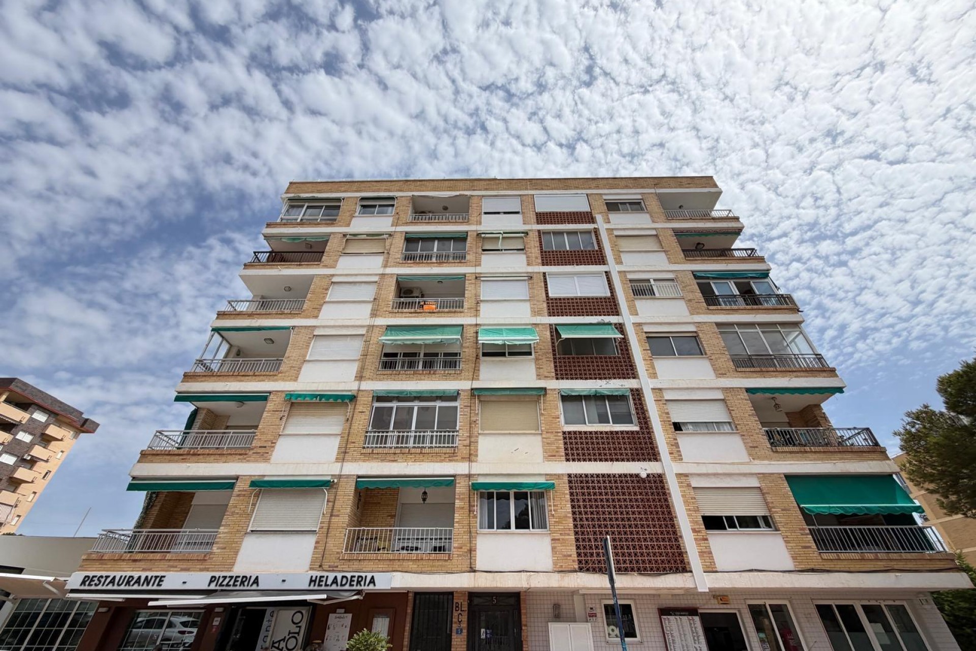 Te koop - Apartamento -
Orihuela Costa - La Zenia