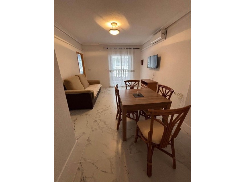 Te koop - Apartamento -
Torrevieja - Acequion
