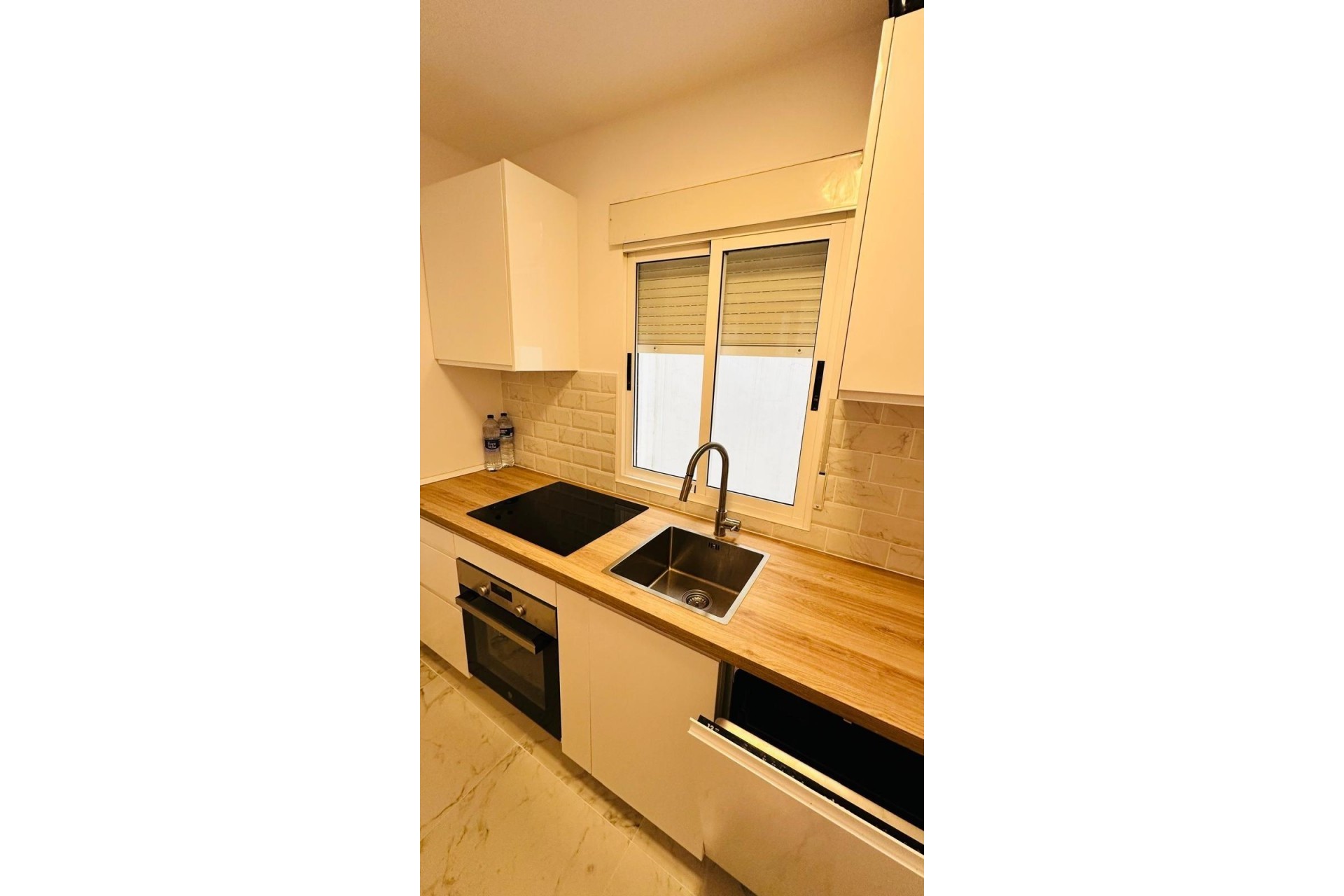 Te koop - Apartamento -
Torrevieja - Acequion