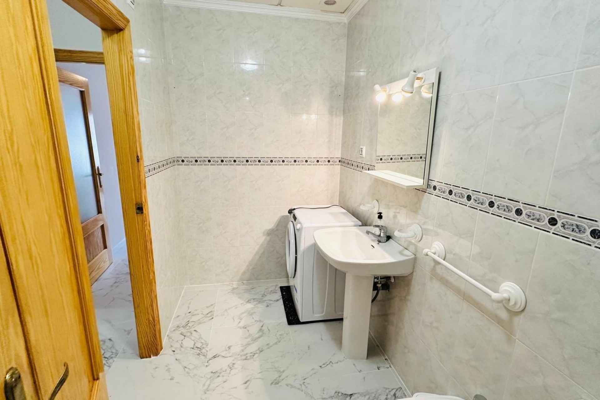 Te koop - Apartamento -
Torrevieja - Acequion