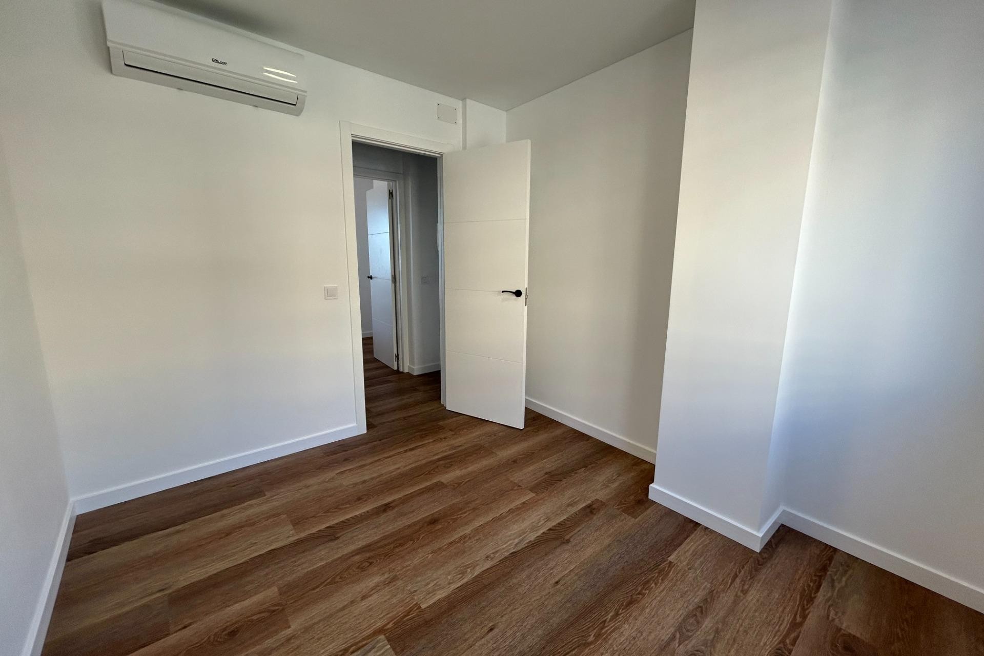 Te koop - Apartamento -
Torrevieja - Acequion