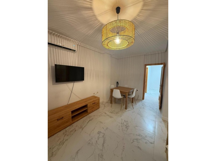 Te koop - Apartamento -
Torrevieja - Acequion