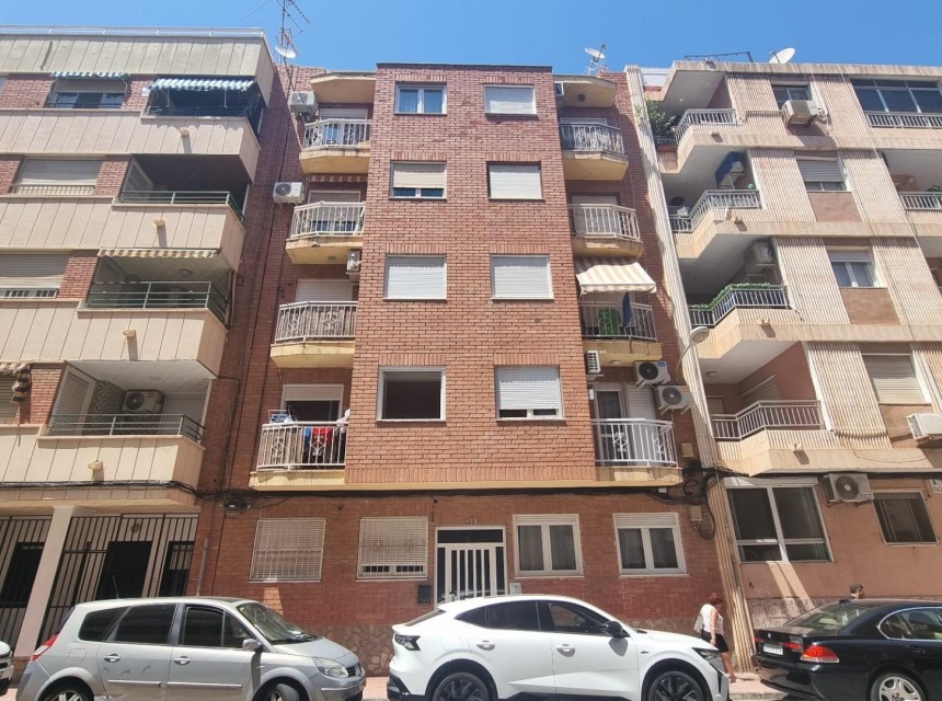 Te koop - Apartamento -
Torrevieja - Centro