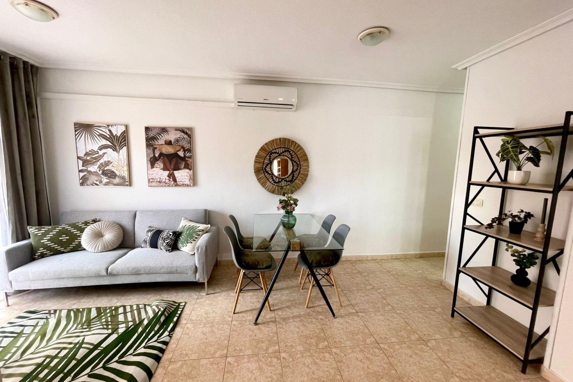 Te koop - Apartamento -
Torrevieja - Centro