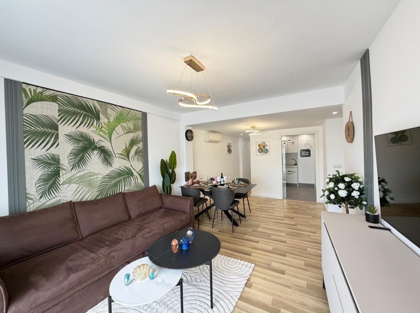 Te koop - Apartamento -
Torrevieja - Centro