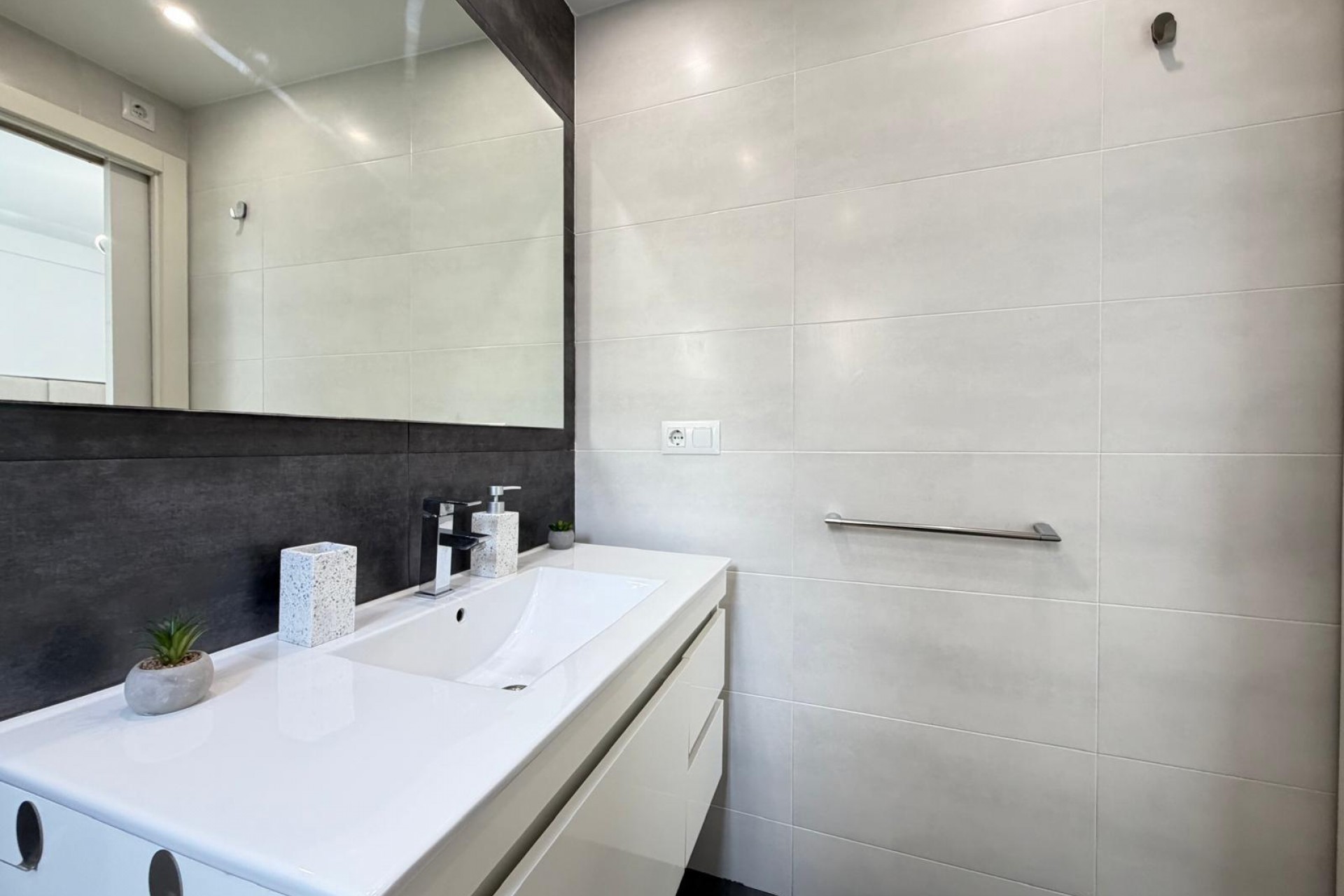 Te koop - Apartamento -
Torrevieja - Centro