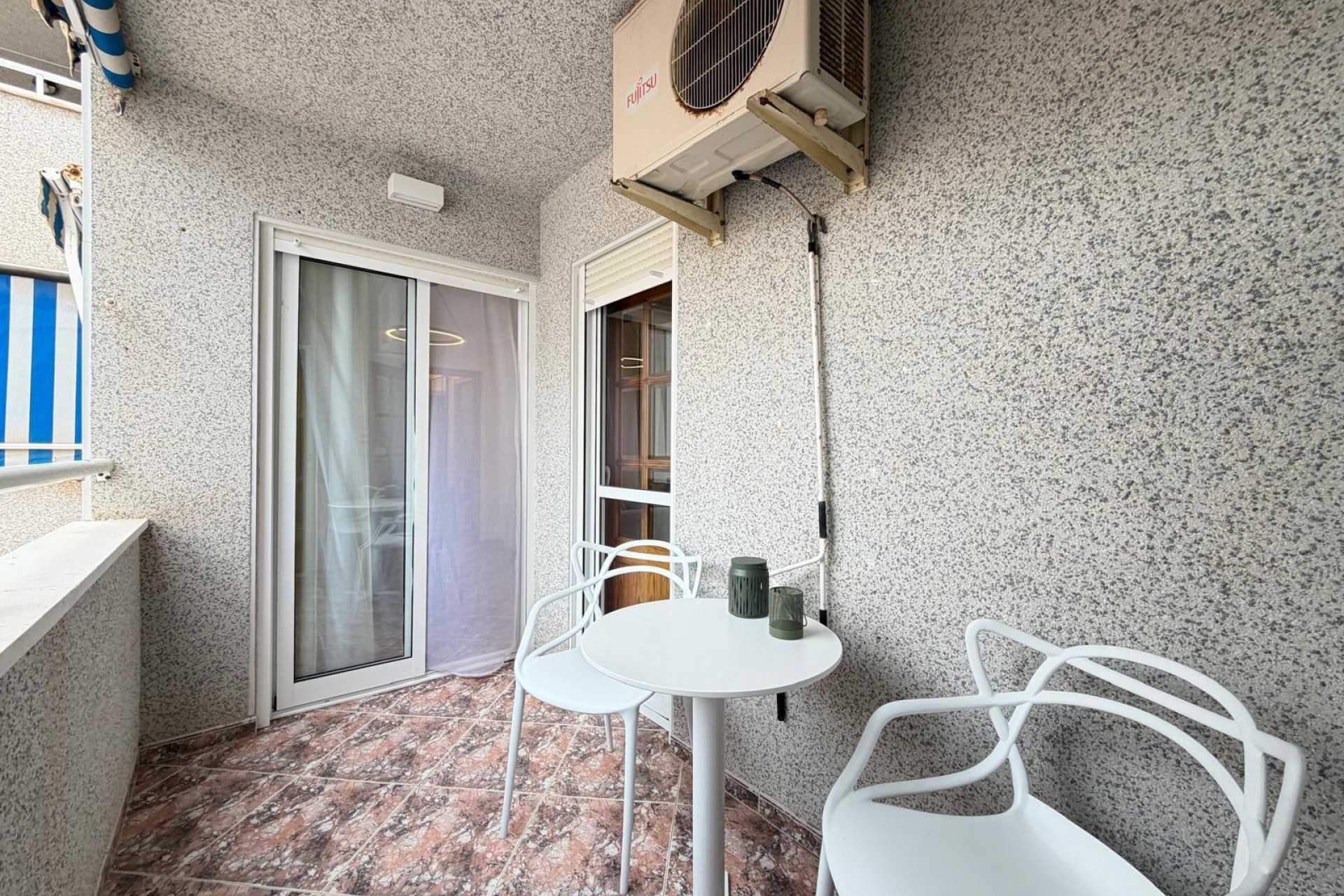 Te koop - Apartamento -
Torrevieja - Centro