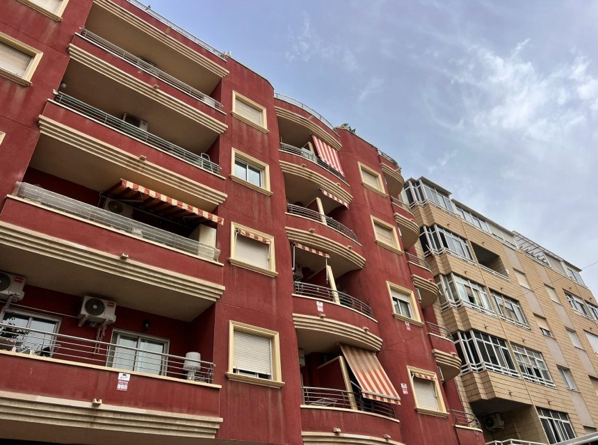 Te koop - Apartamento -
Torrevieja - Centro