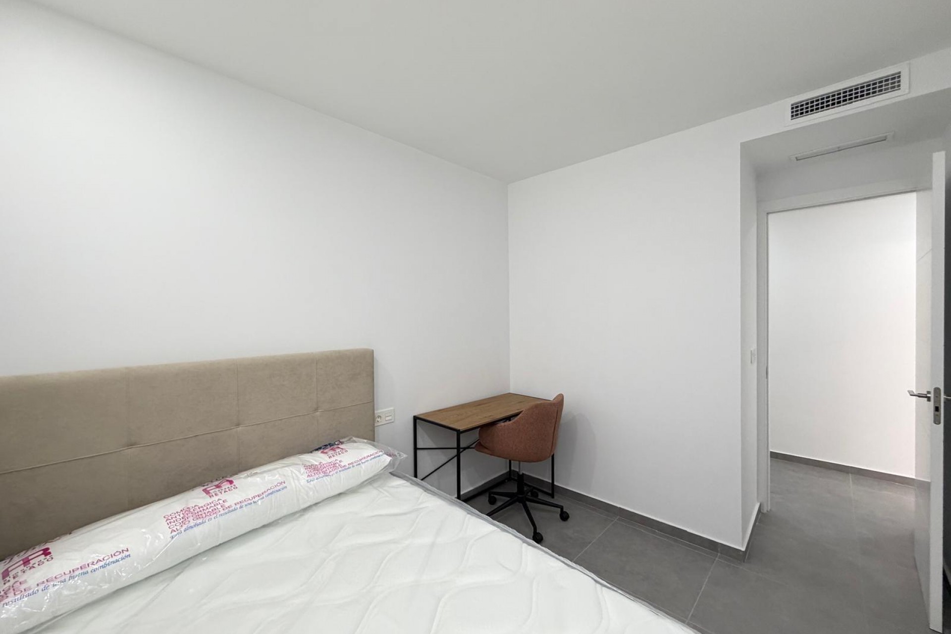 Te koop - Apartamento -
Torrevieja - Estacion de autobuses