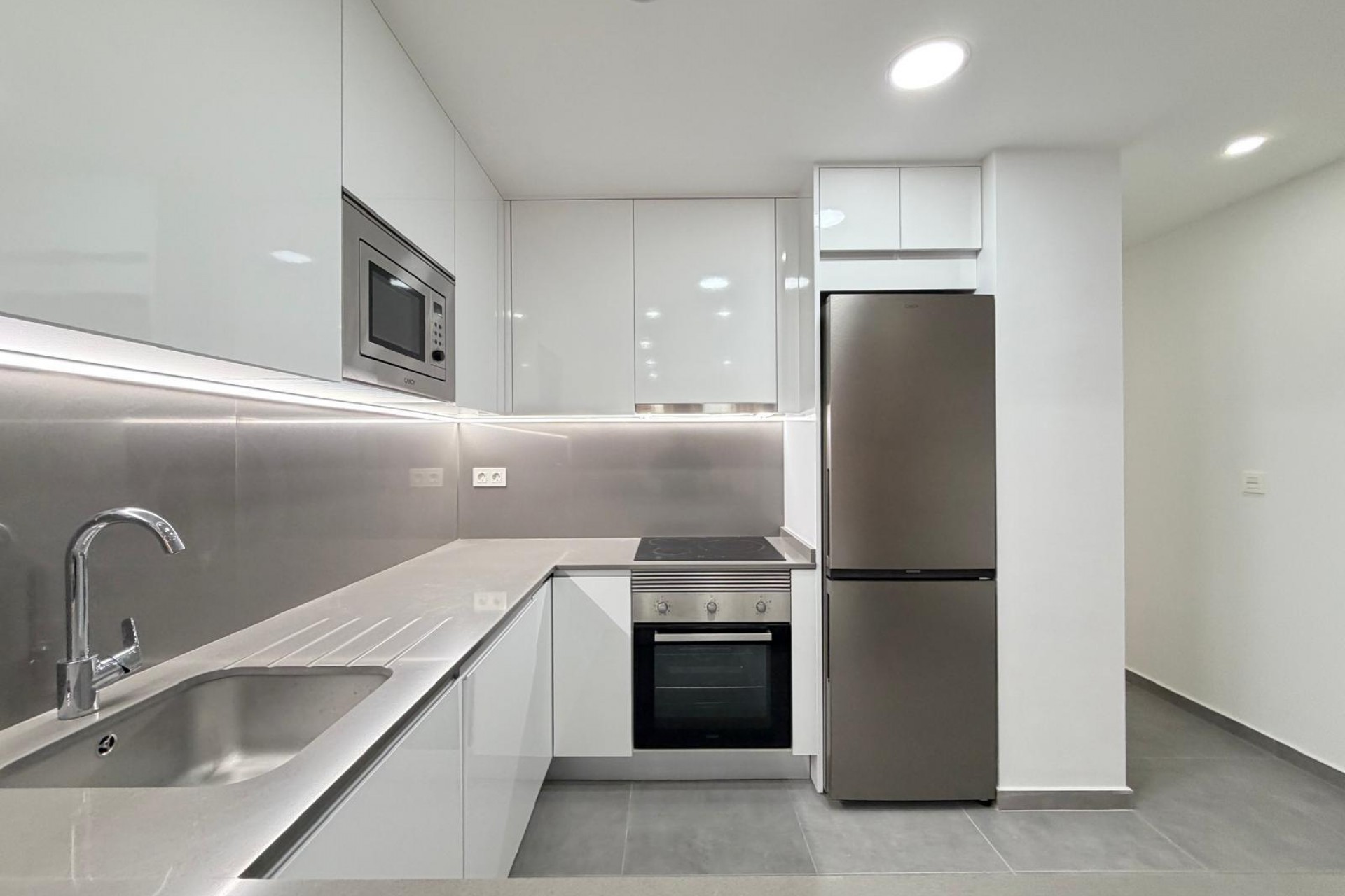 Te koop - Apartamento -
Torrevieja - Estacion de autobuses