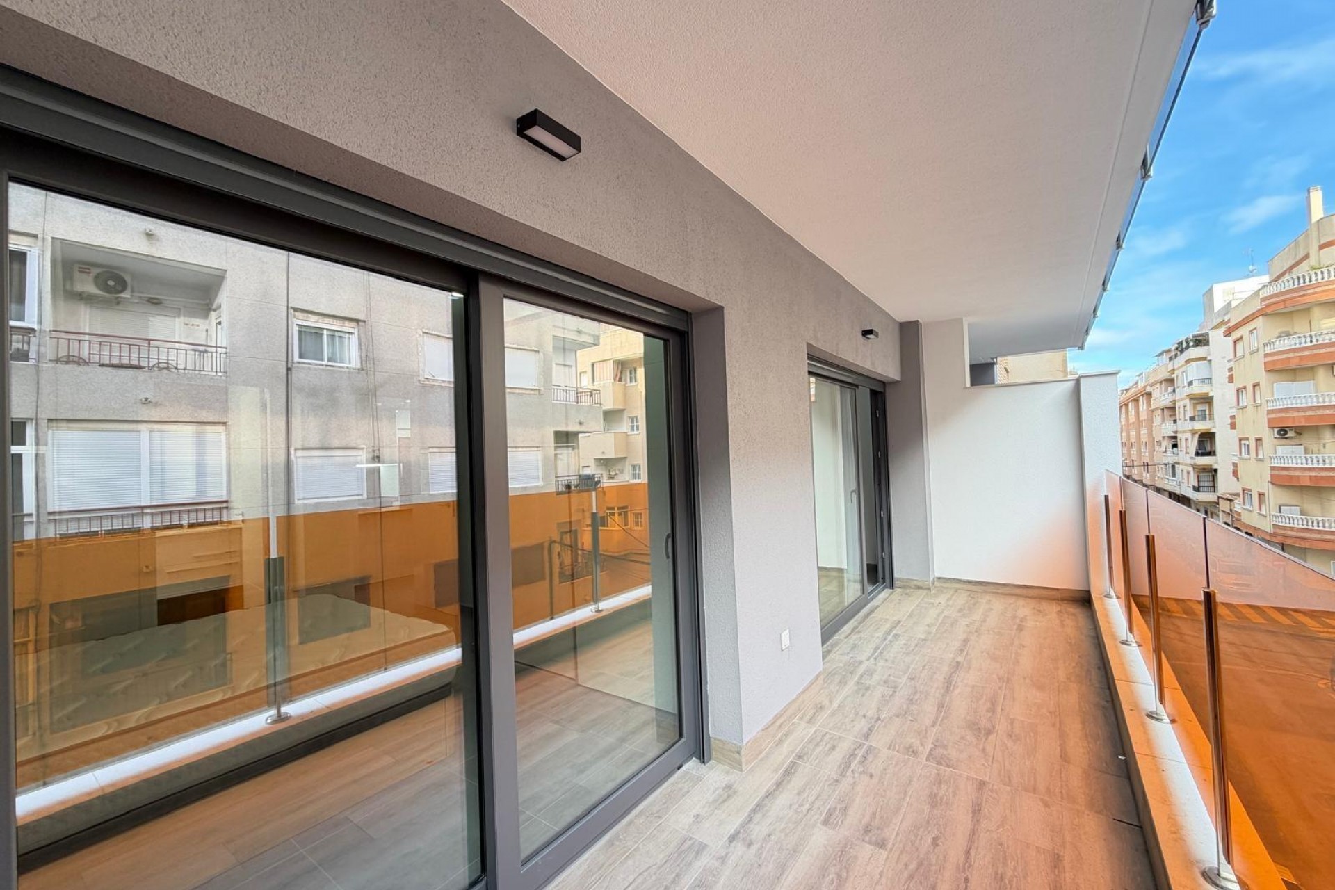 Te koop - Apartamento -
Torrevieja - Estacion de autobuses