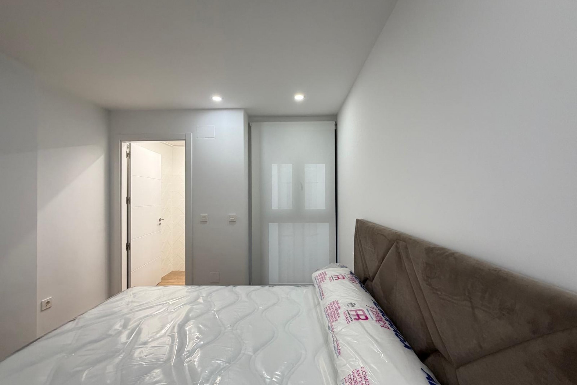Te koop - Apartamento -
Torrevieja - Estacion de autobuses
