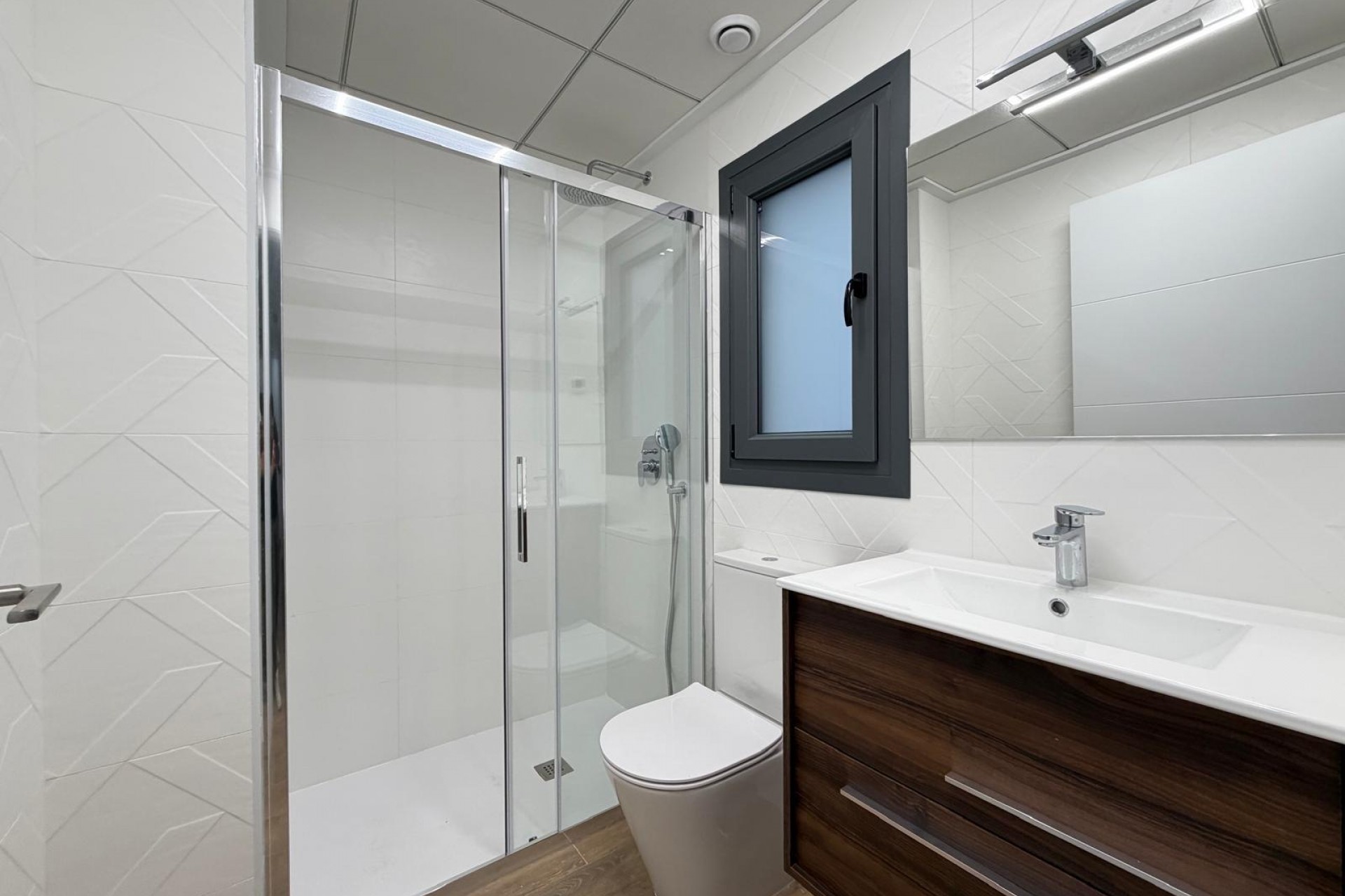 Te koop - Apartamento -
Torrevieja - Estacion de autobuses