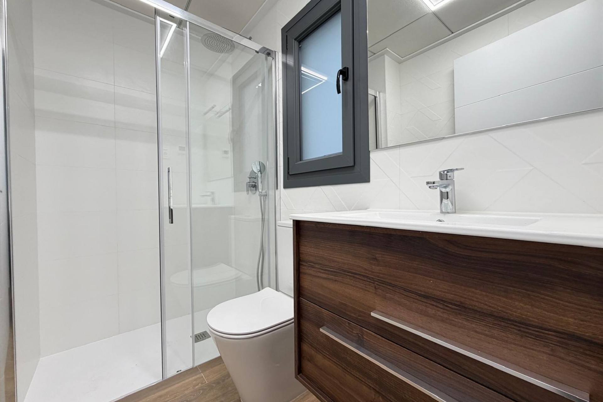 Te koop - Apartamento -
Torrevieja - Estacion de autobuses