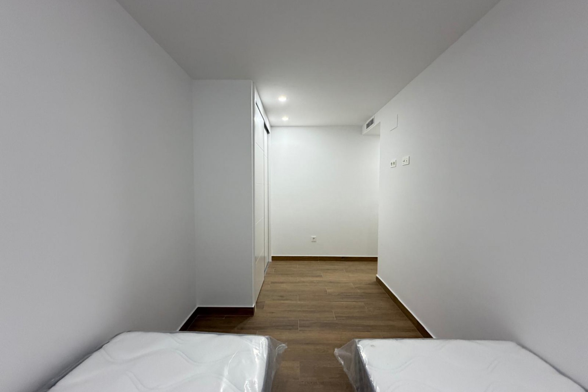 Te koop - Apartamento -
Torrevieja - Estacion de autobuses