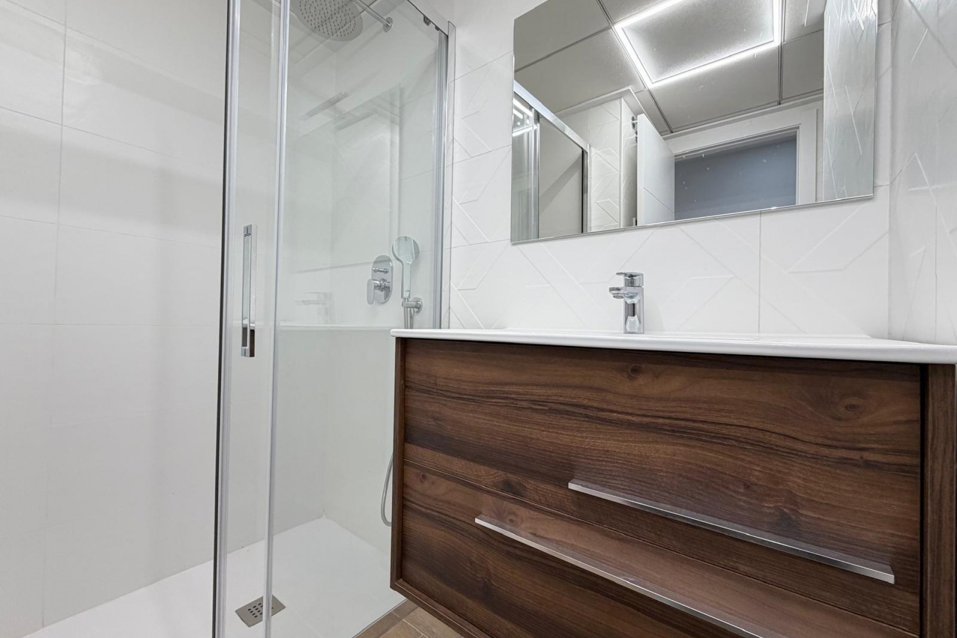 Te koop - Apartamento -
Torrevieja - Estacion de autobuses