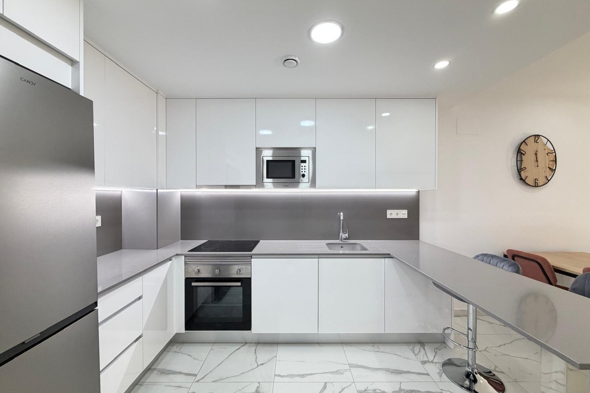 Te koop - Apartamento -
Torrevieja - Estacion de autobuses