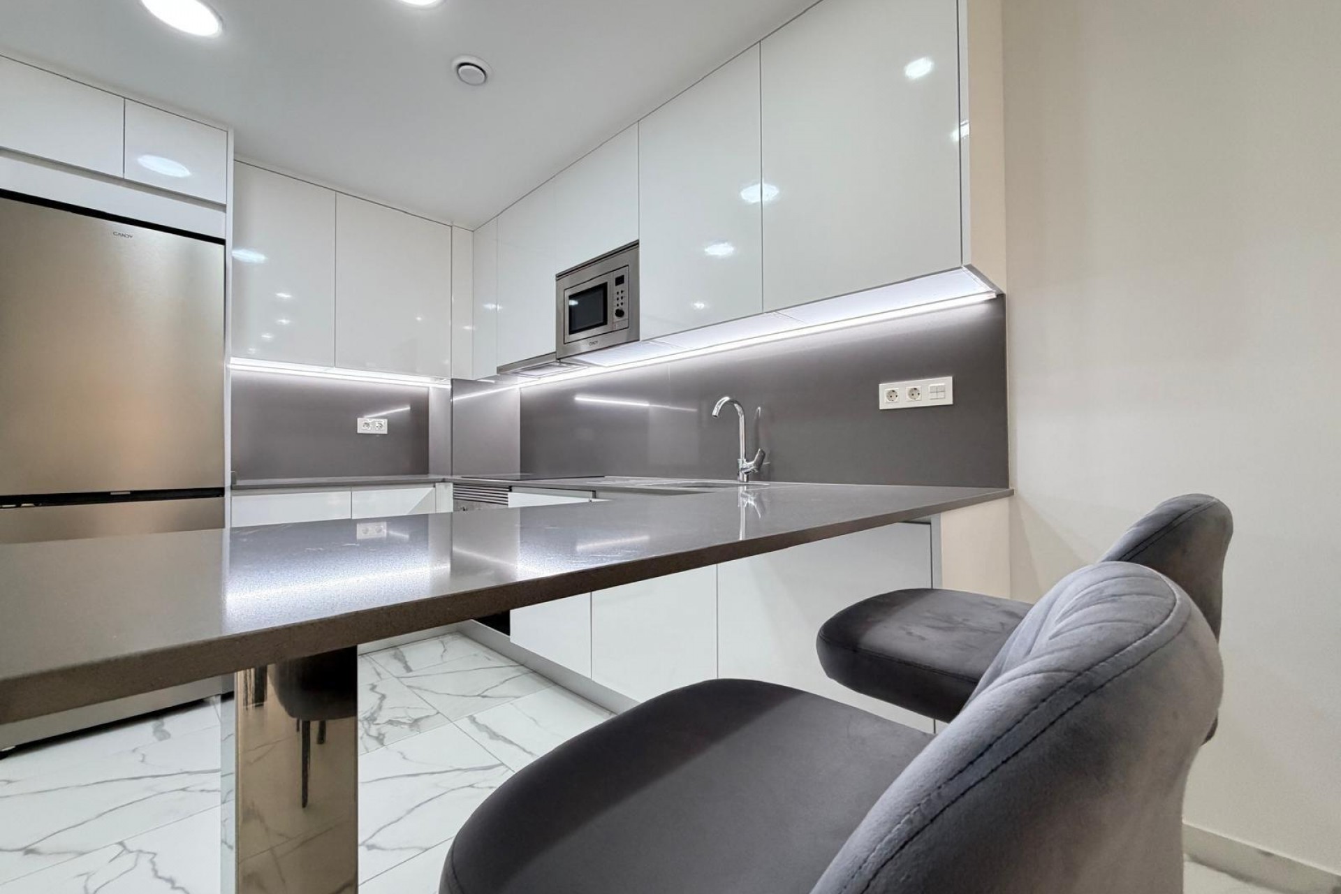 Te koop - Apartamento -
Torrevieja - Estacion de autobuses