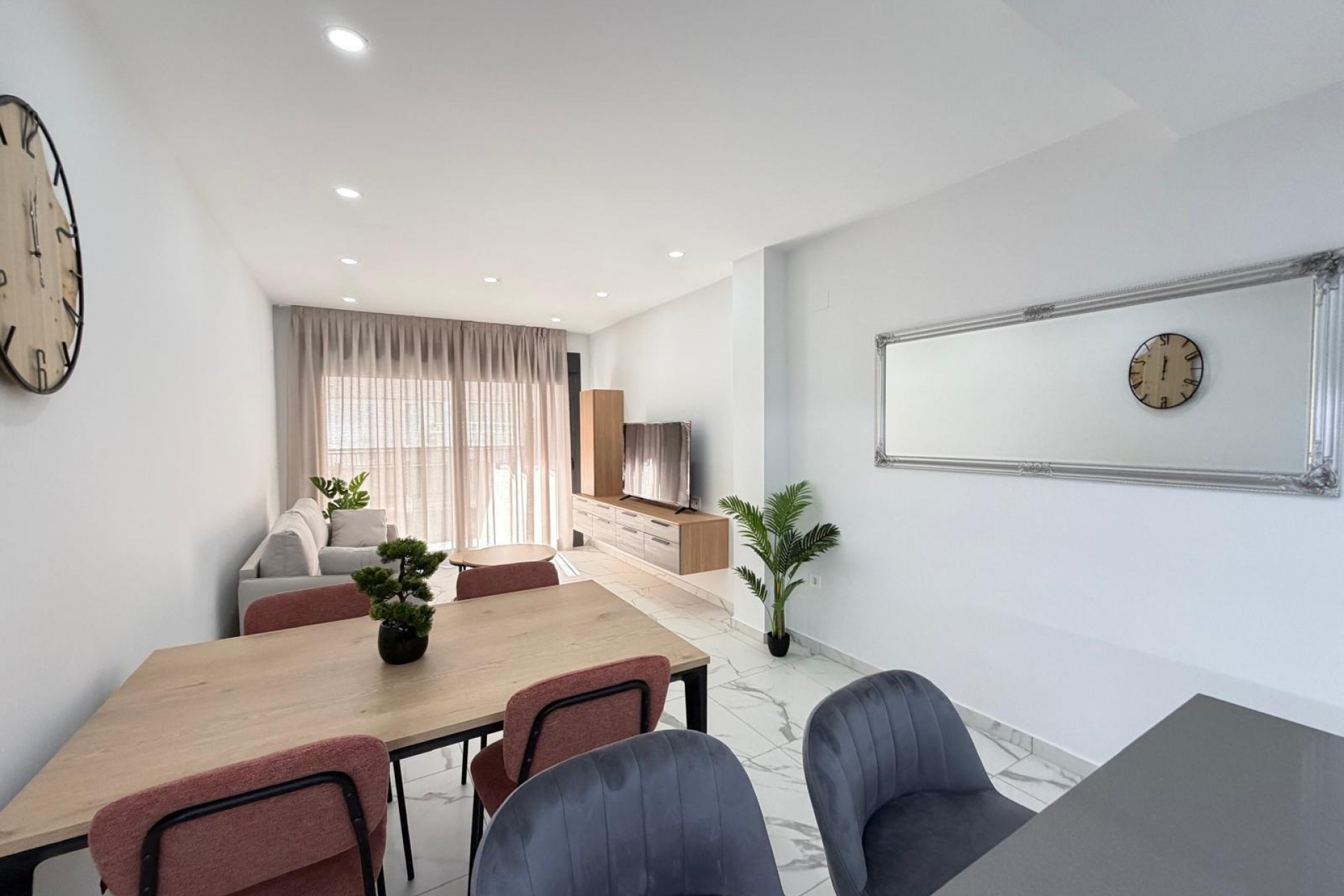 Te koop - Apartamento -
Torrevieja - Estacion de autobuses