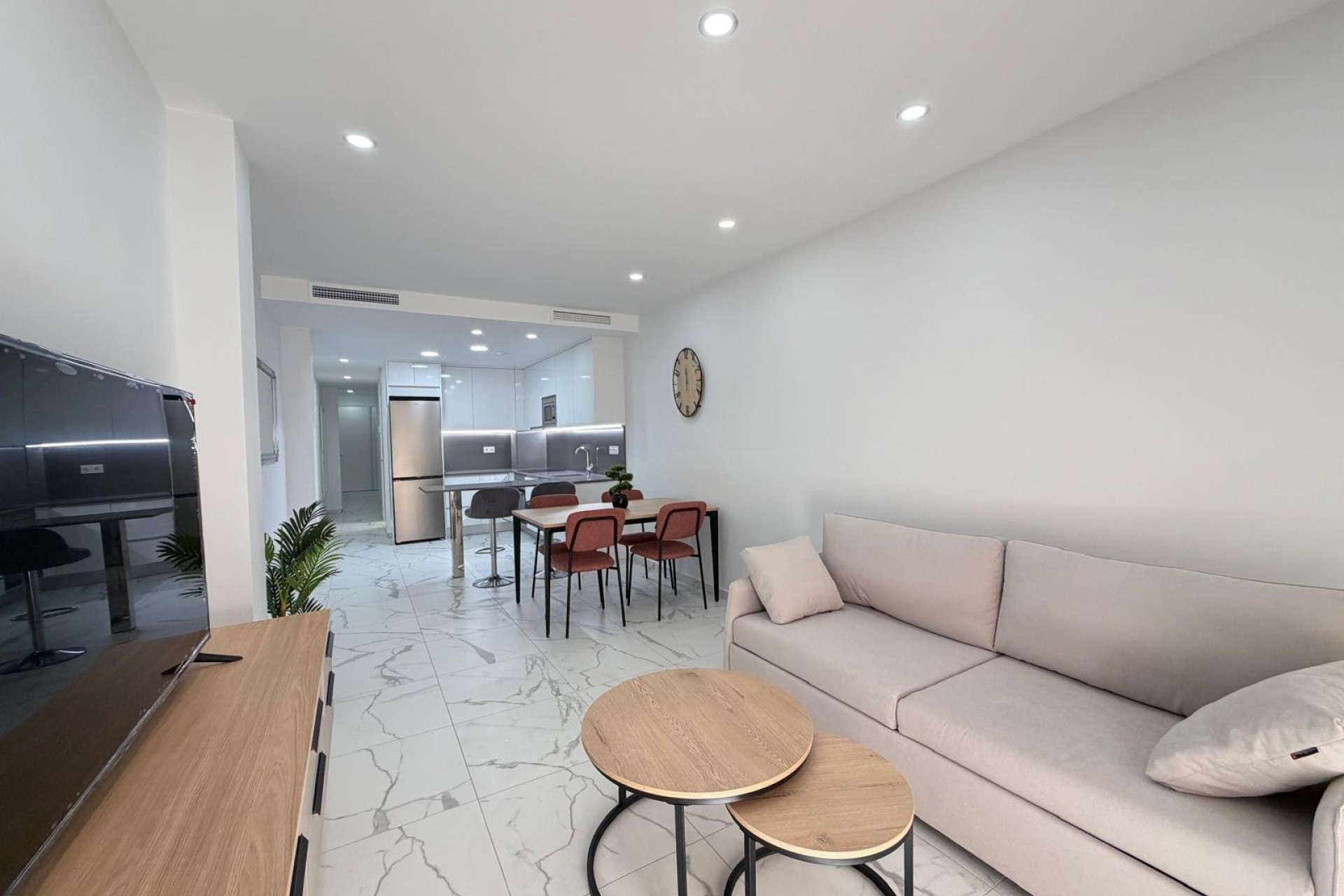 Te koop - Apartamento -
Torrevieja - Estacion de autobuses