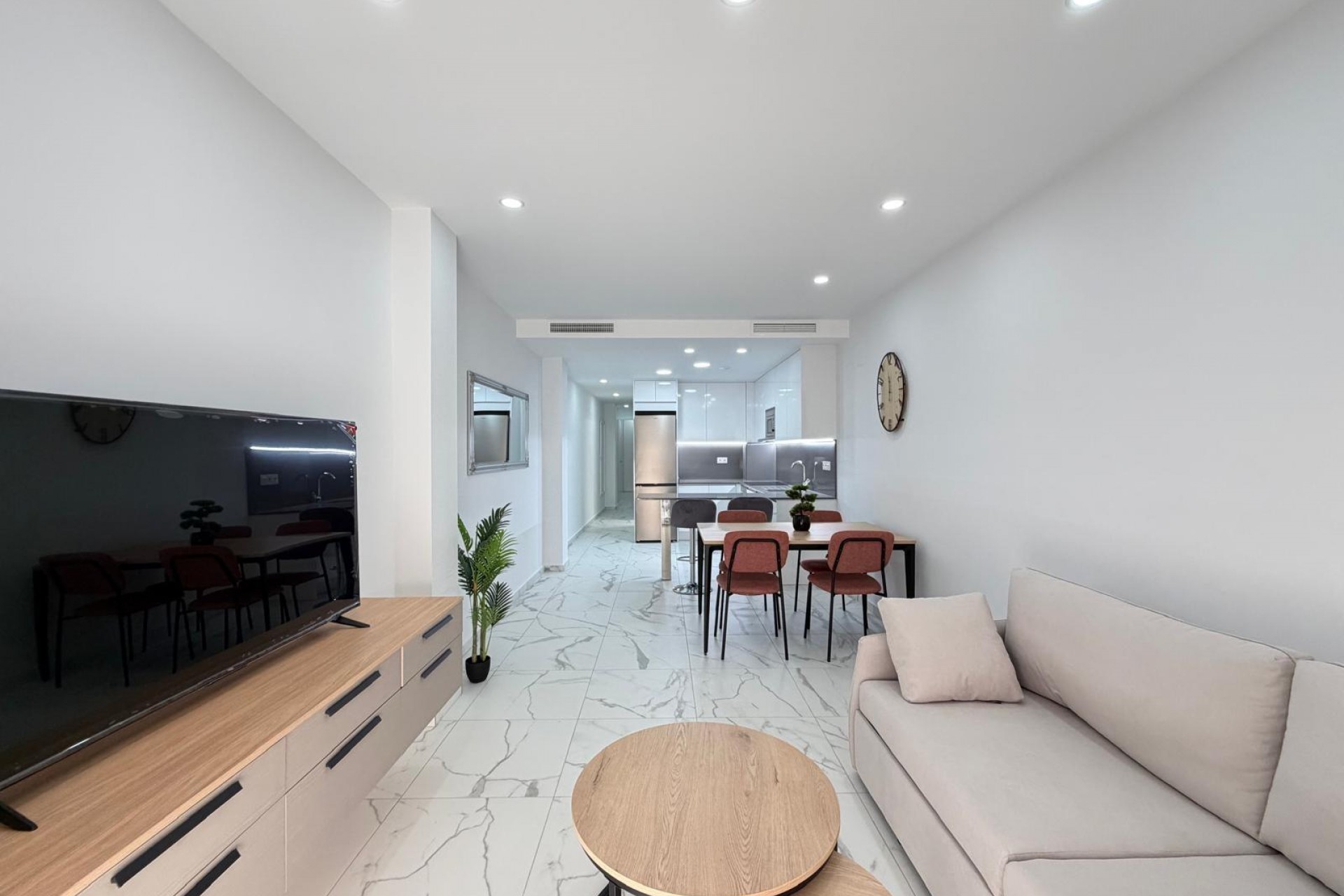 Te koop - Apartamento -
Torrevieja - Estacion de autobuses