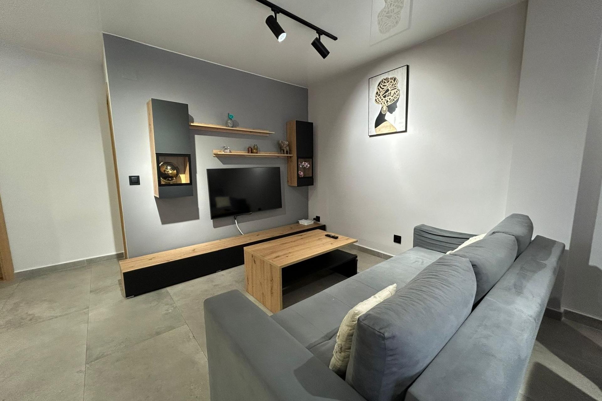 Te koop - Apartamento -
Torrevieja - Estacion de autobuses