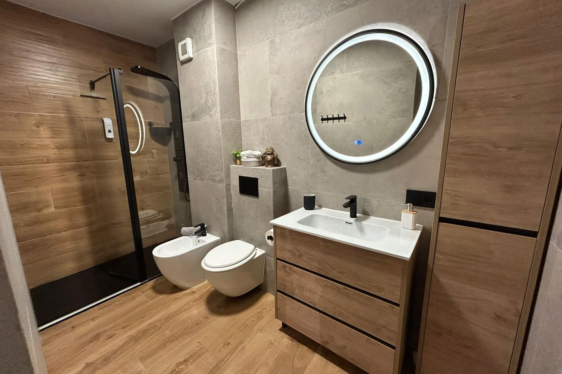 Te koop - Apartamento -
Torrevieja - Estacion de autobuses