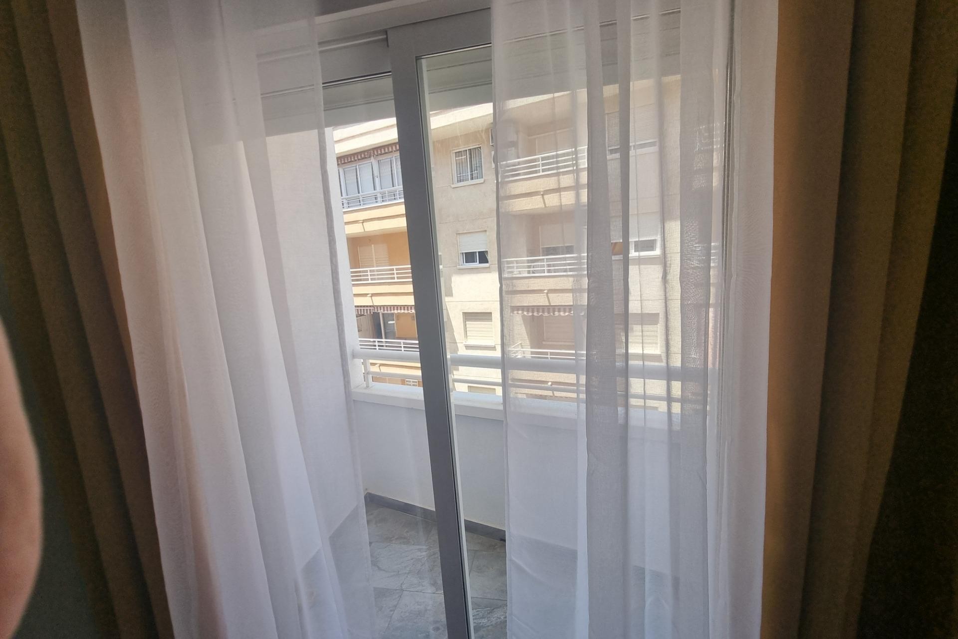 Te koop - Apartamento -
Torrevieja - Estacion de autobuses