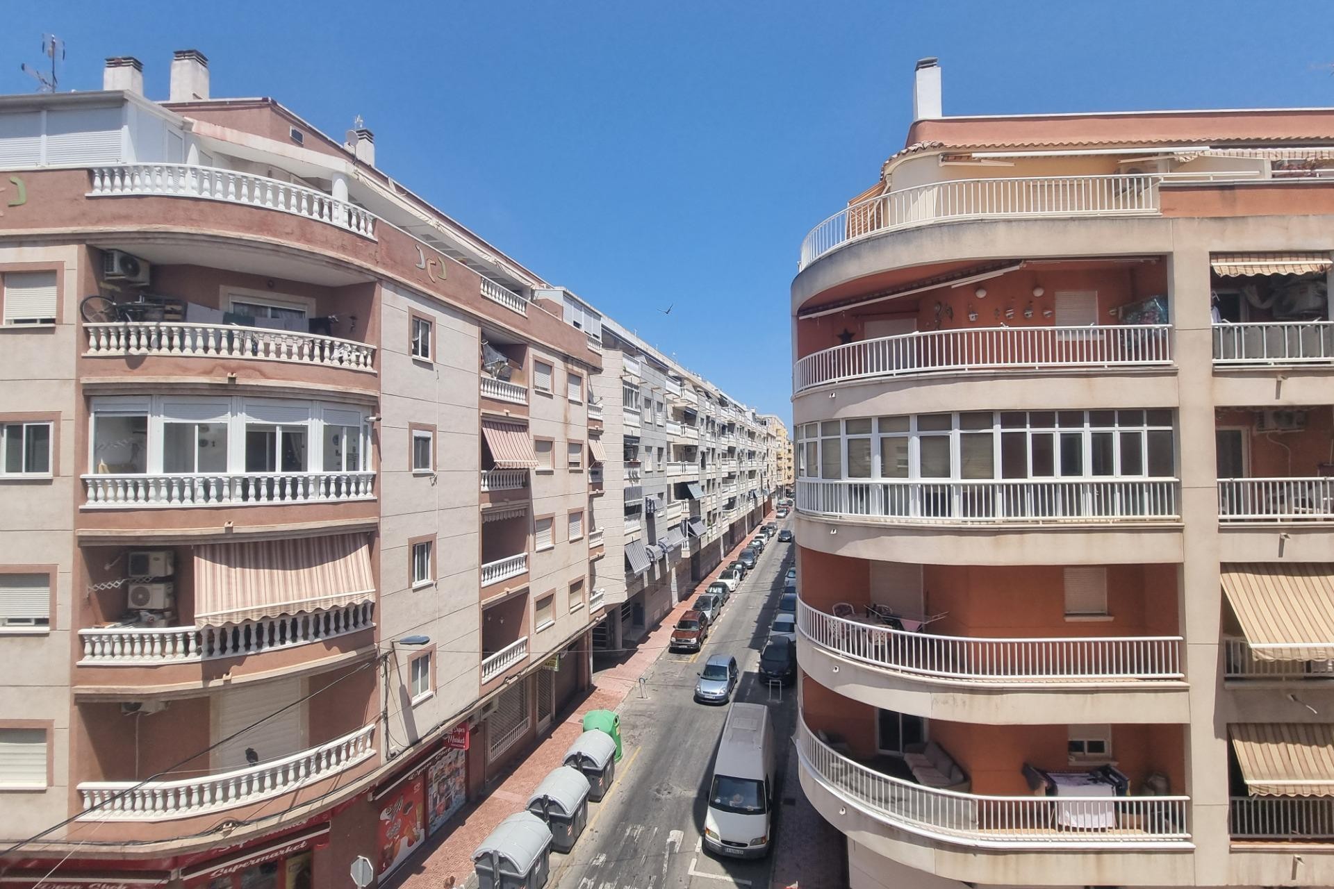Te koop - Apartamento -
Torrevieja - Estacion de autobuses