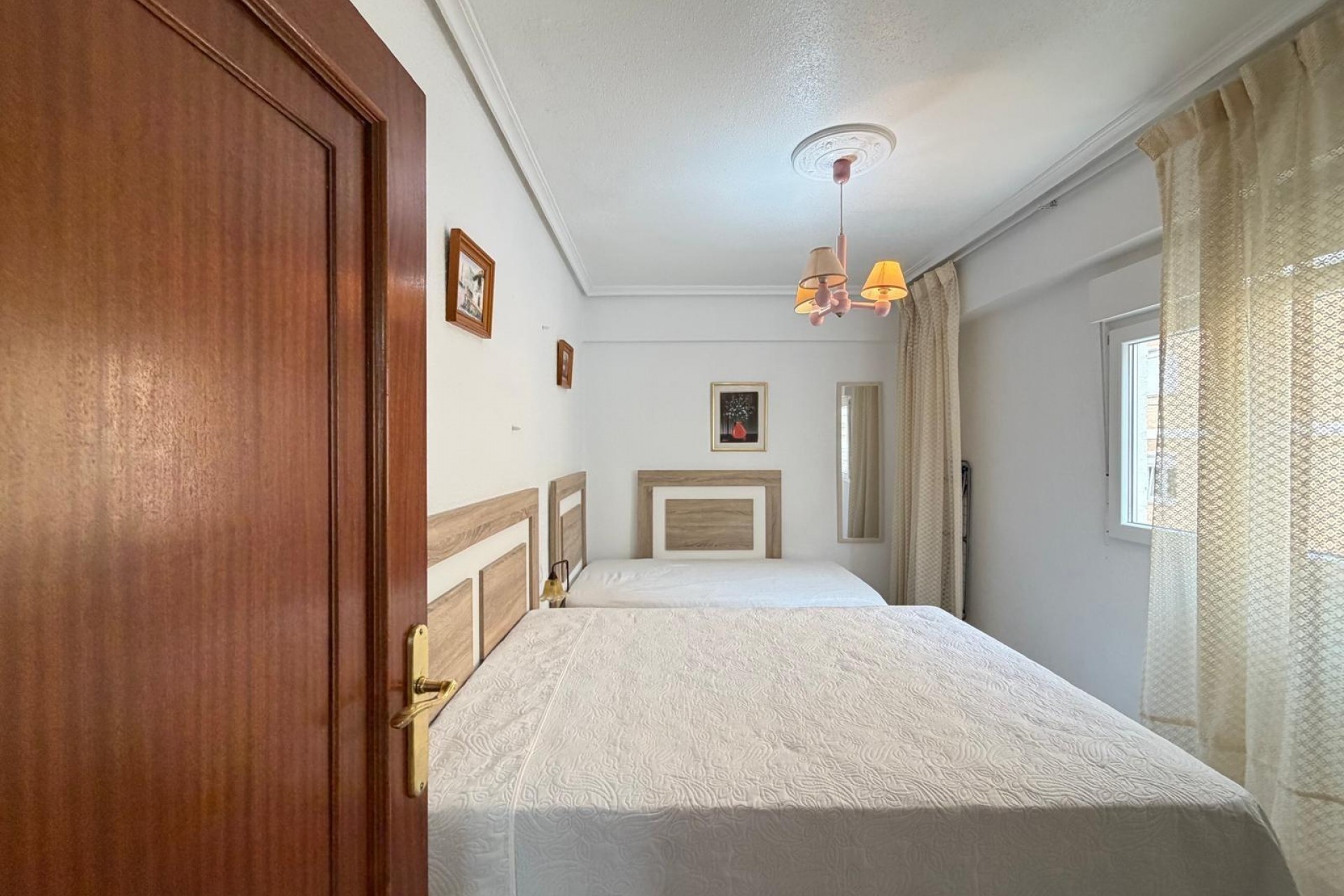 Te koop - Apartamento -
Torrevieja - Estacion de autobuses