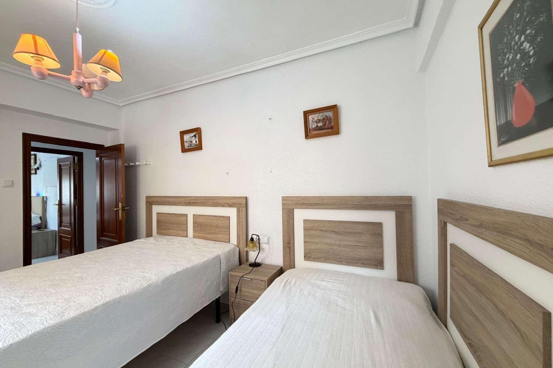 Te koop - Apartamento -
Torrevieja - Estacion de autobuses
