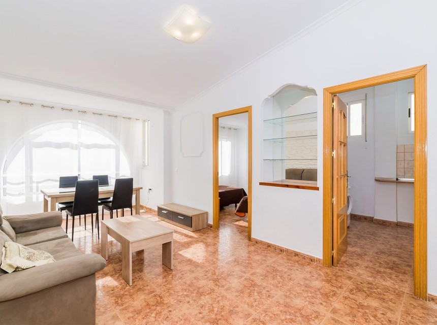 Te koop - Apartamento -
Torrevieja - Habaneras
