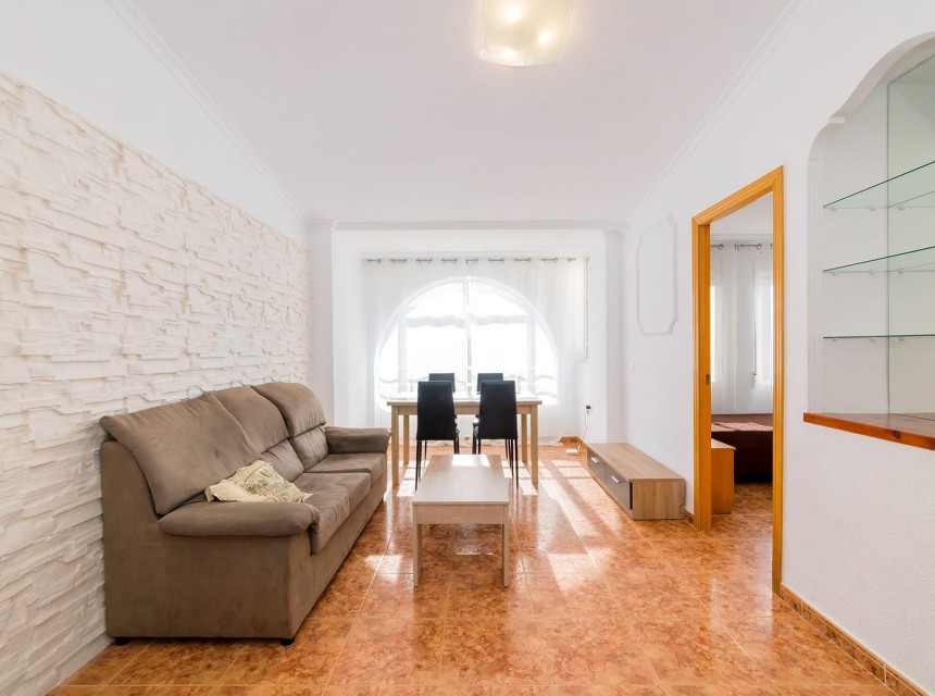Te koop - Apartamento -
Torrevieja - Habaneras