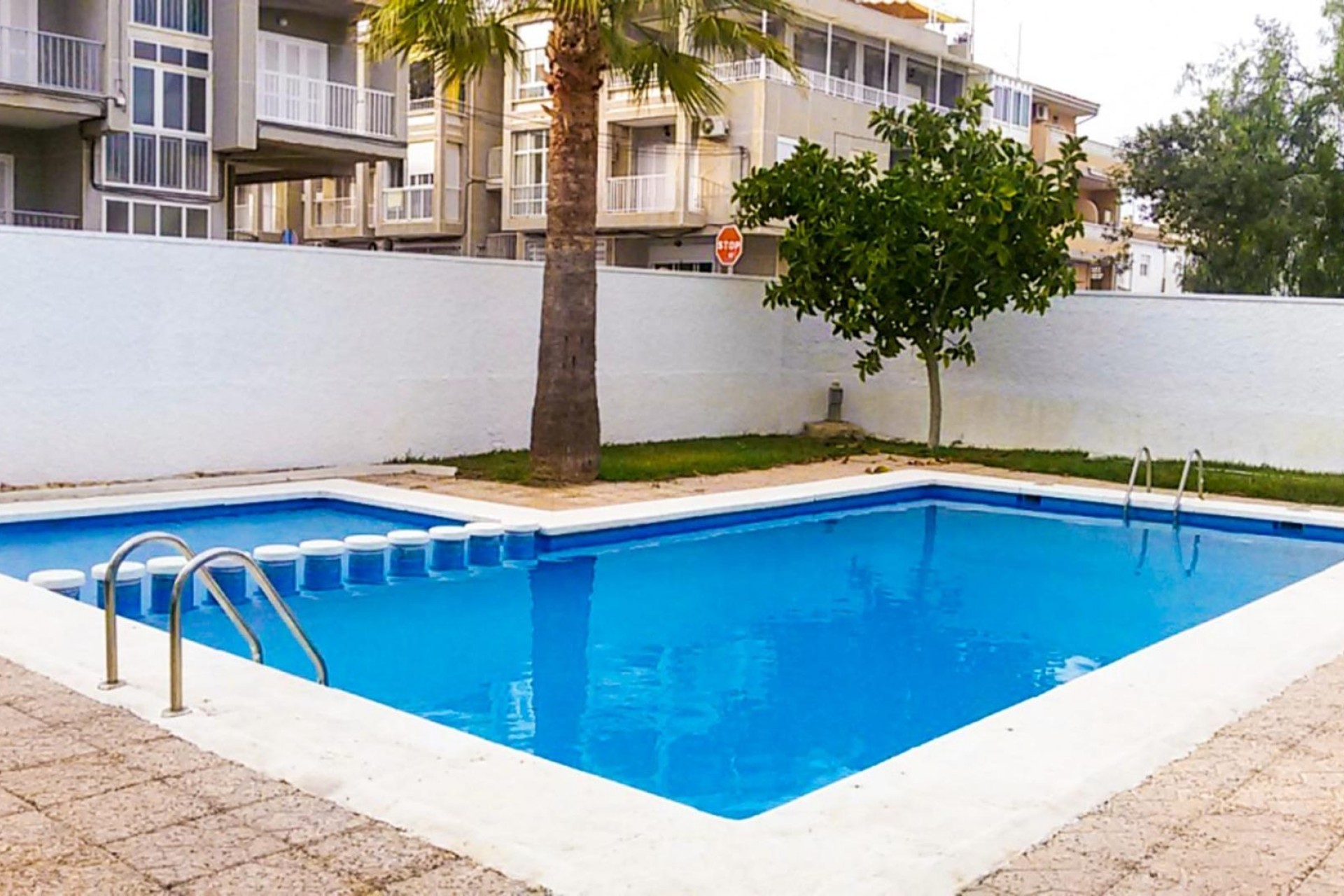 Te koop - Apartamento -
Torrevieja - Habaneras