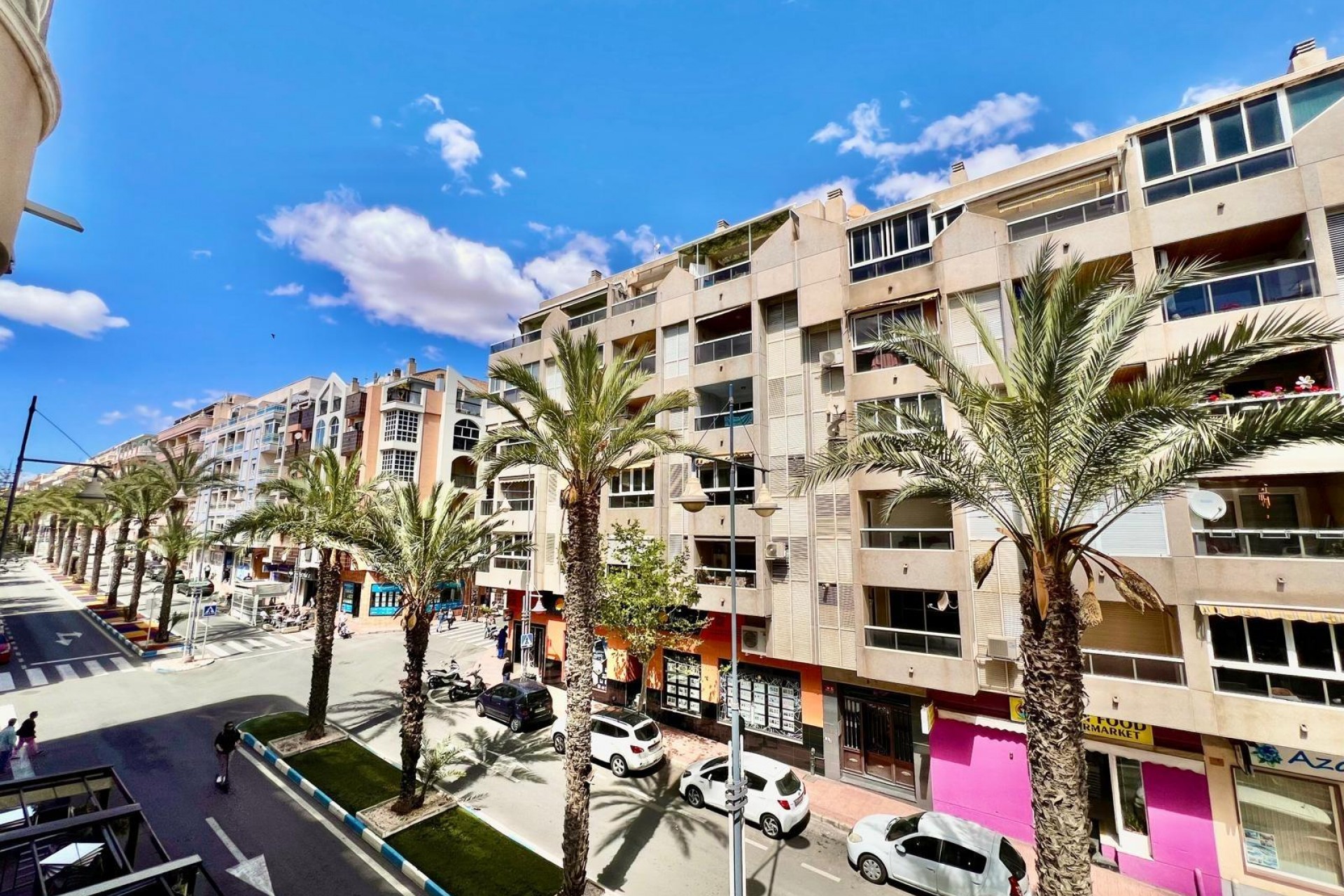Te koop - Apartamento -
Torrevieja - Habaneras
