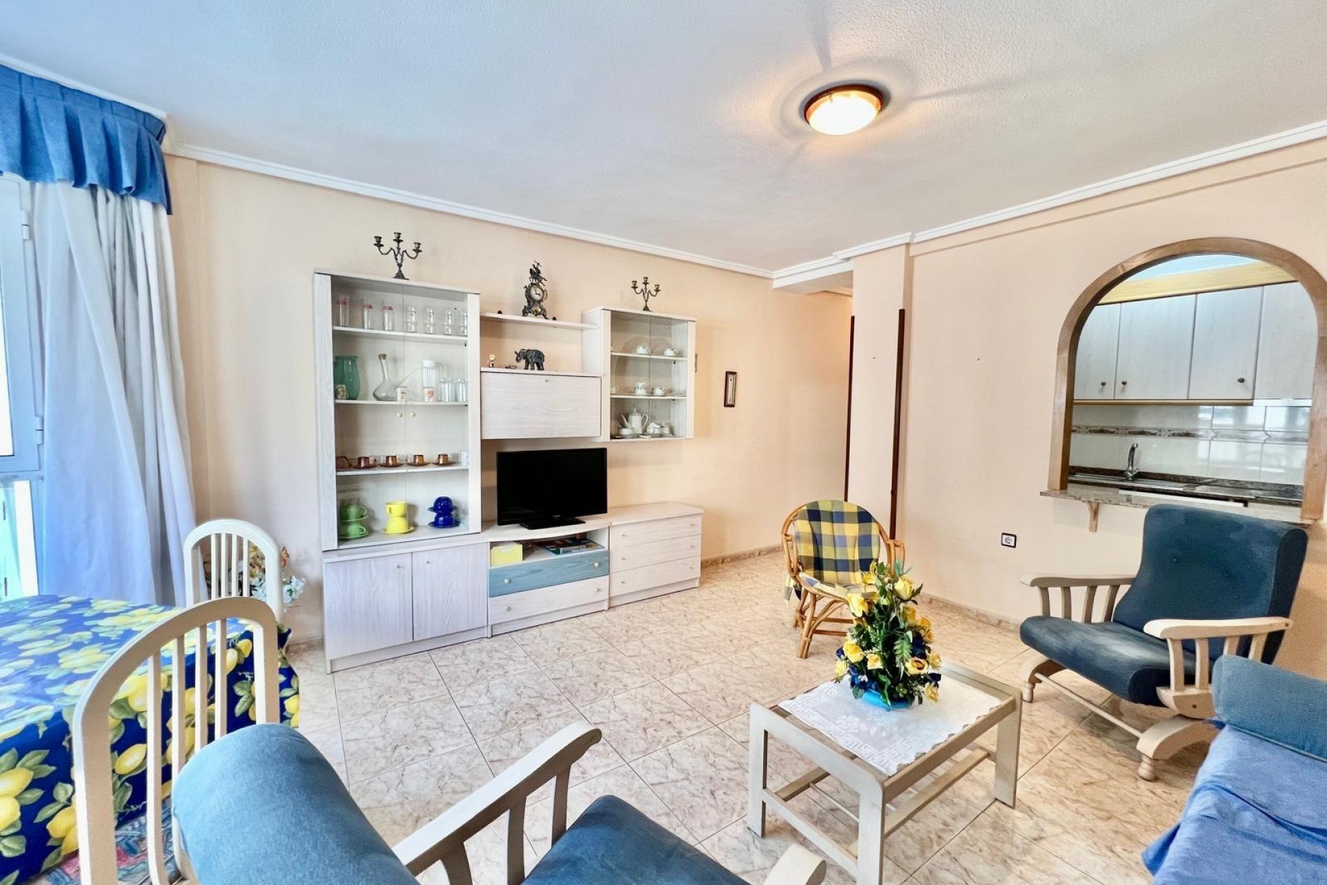 Te koop - Apartamento -
Torrevieja - Habaneras