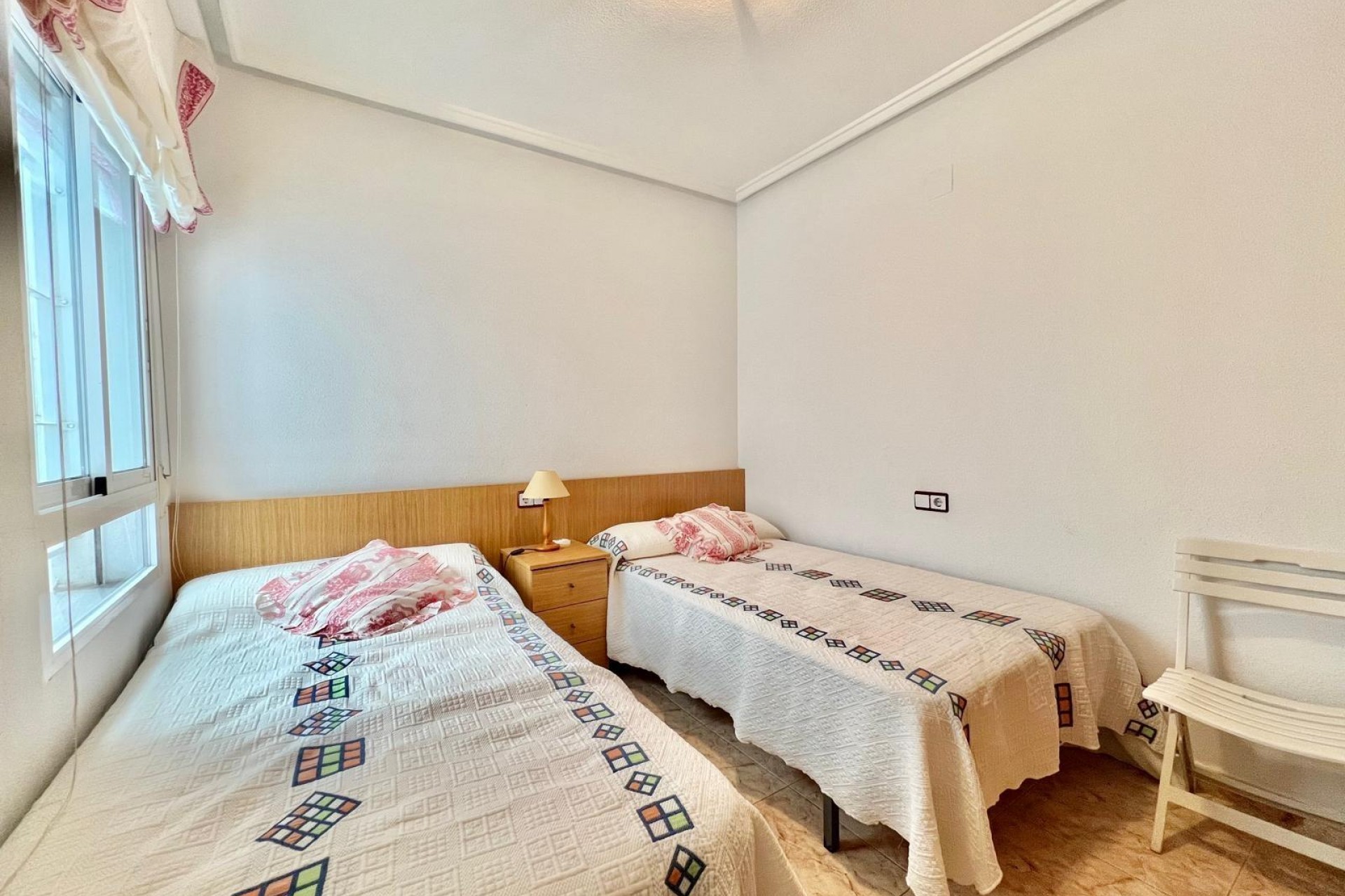 Te koop - Apartamento -
Torrevieja - Habaneras