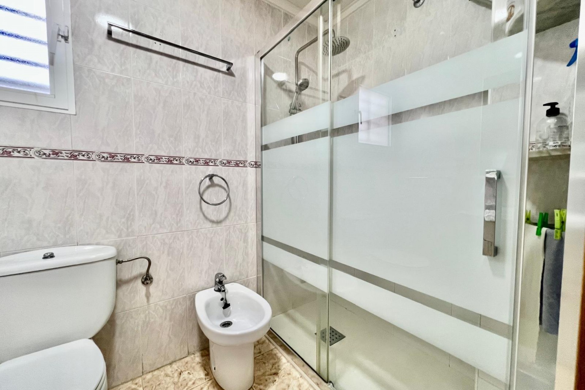 Te koop - Apartamento -
Torrevieja - Habaneras