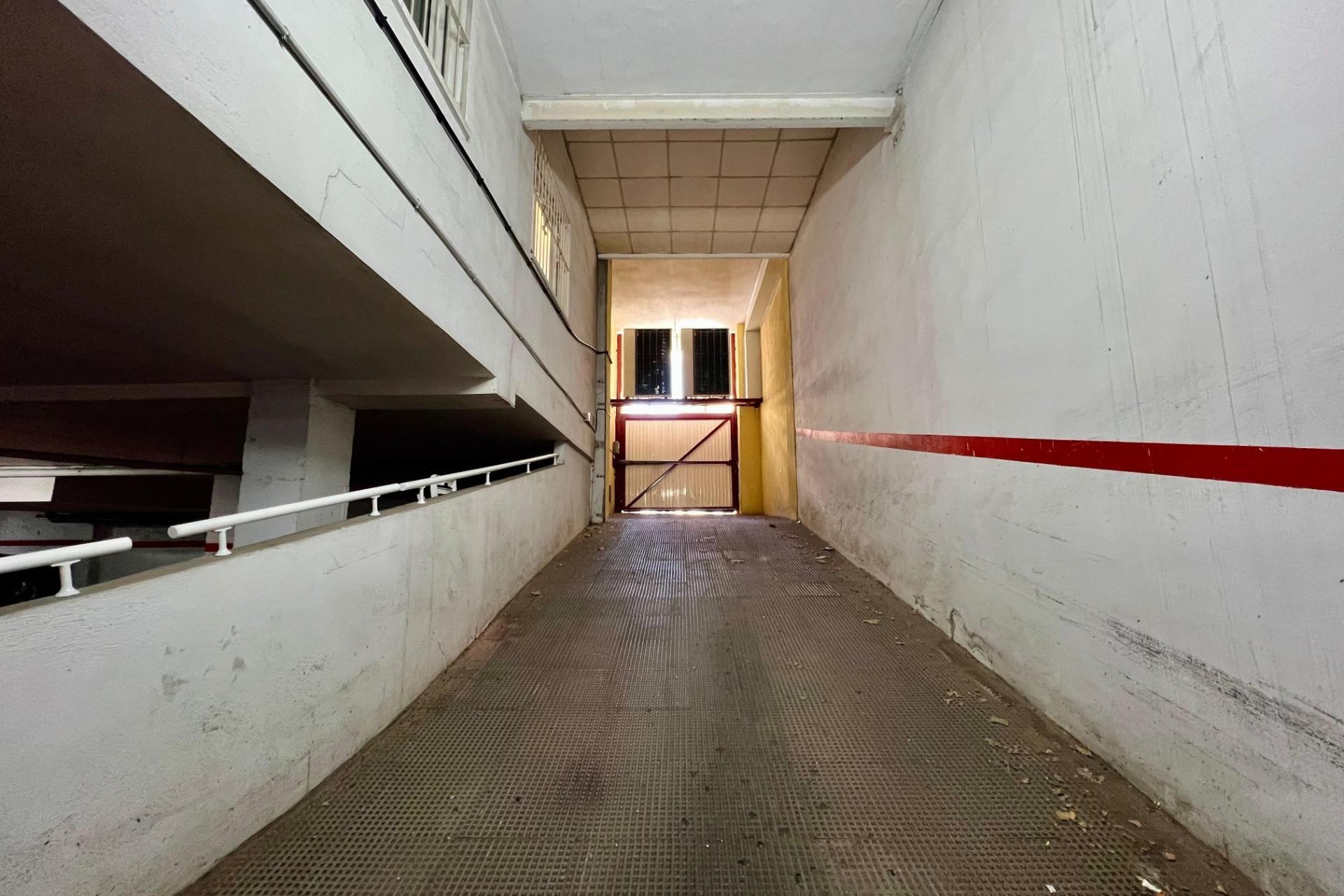 Te koop - Apartamento -
Torrevieja - Habaneras