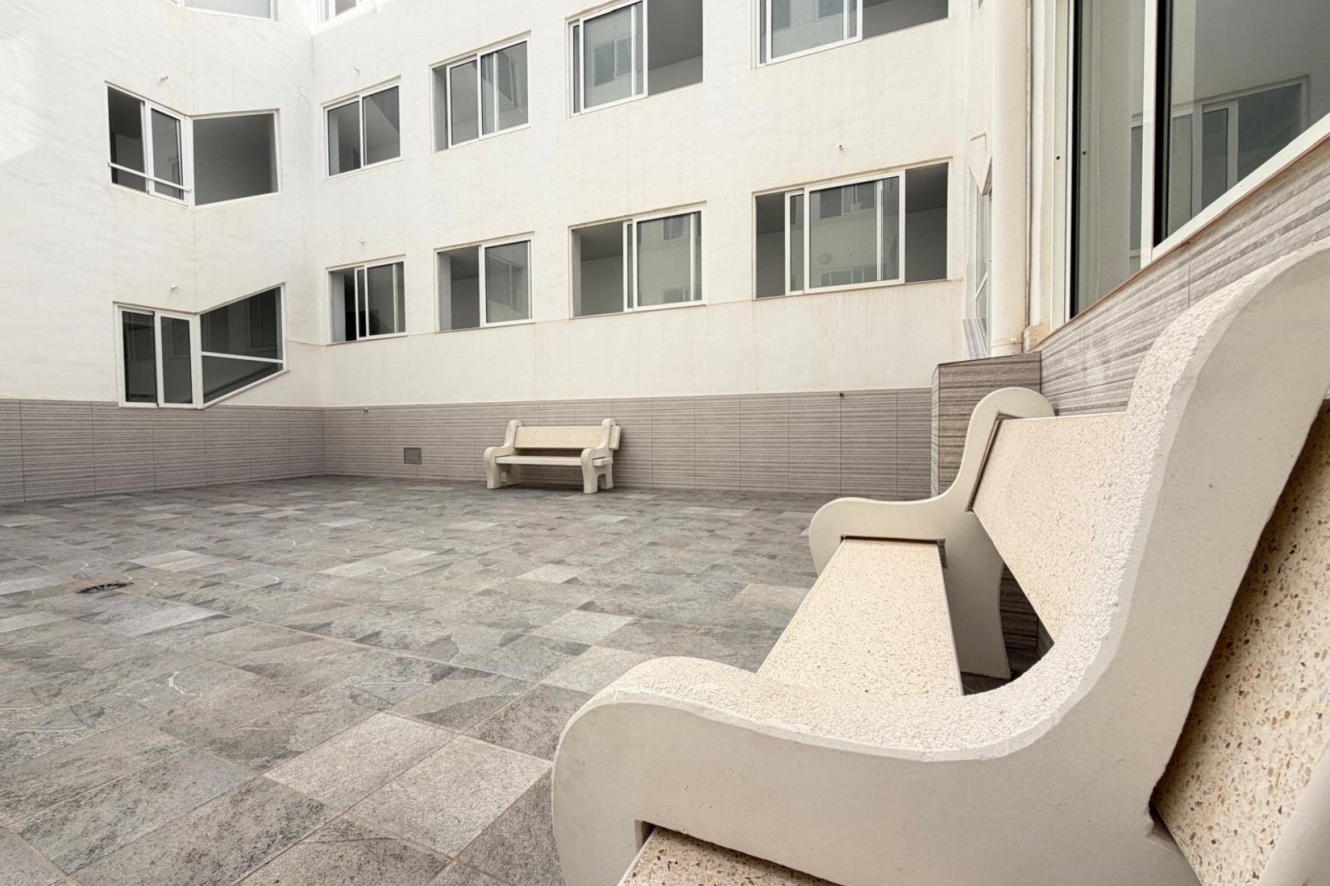Te koop - Apartamento -
Torrevieja - Las Piscinas Naturales