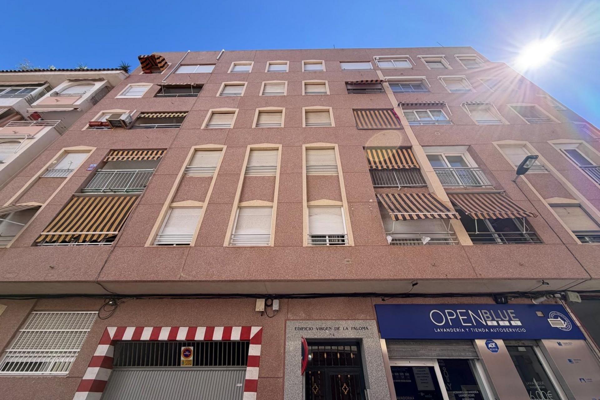 Te koop - Apartamento -
Torrevieja - Las Piscinas Naturales