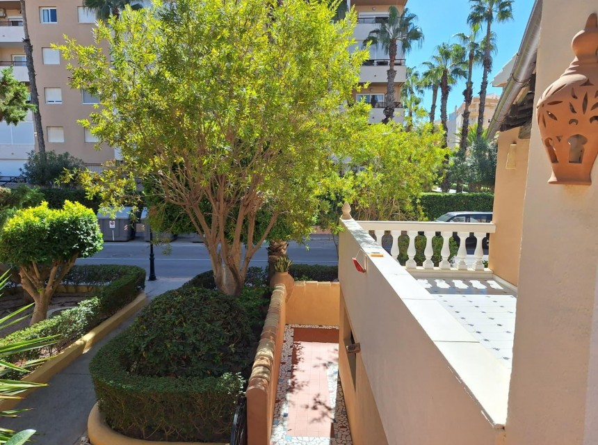 Te koop - Apartamento -
Torrevieja - Los Frutales